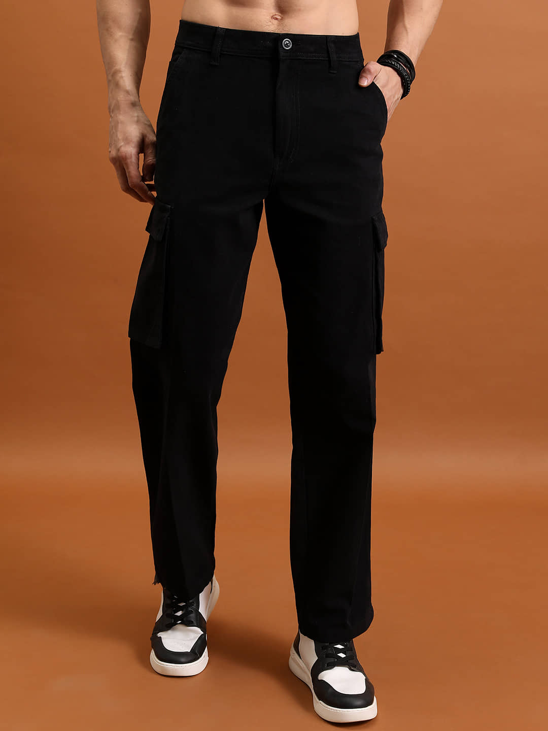 Highlander Regular Flat Men's Cargos - Black ( Pack of 1 ) - Trousers | Buy online on ZillyBuy