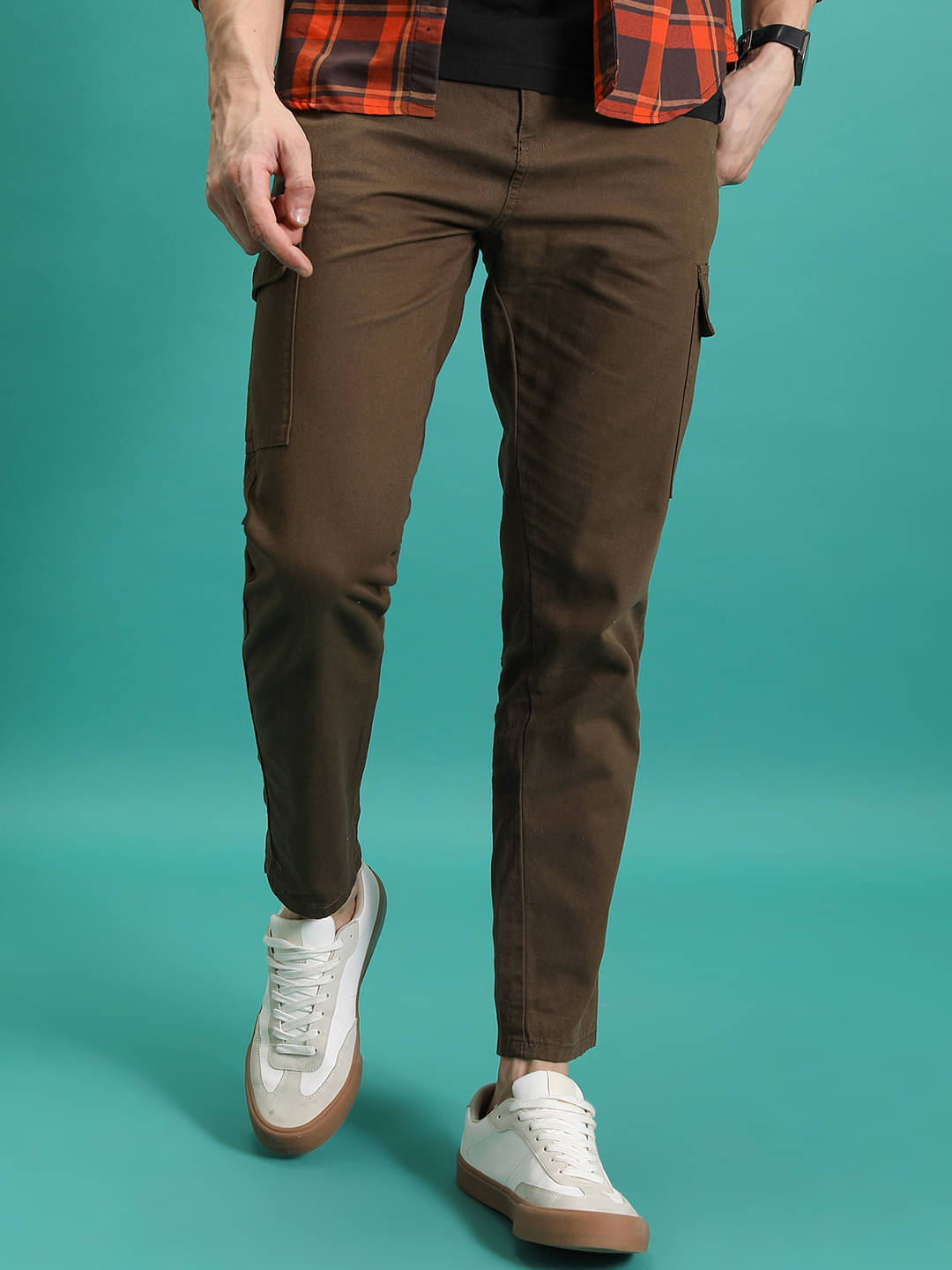    			Highlander Regular Flat Men's Cargos - Brown ( Pack of 1 )