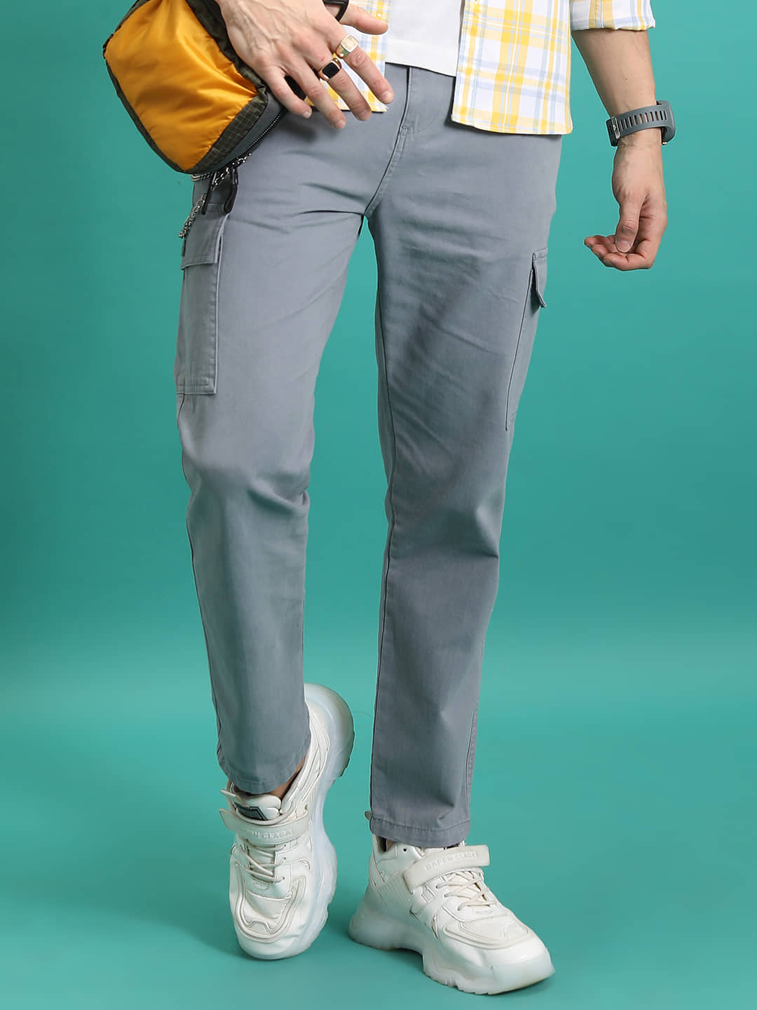 Highlander Regular Flat Men's Cargos - Light Grey ( Pack of 1 ) - Trousers | Buy online on ZillyBuy