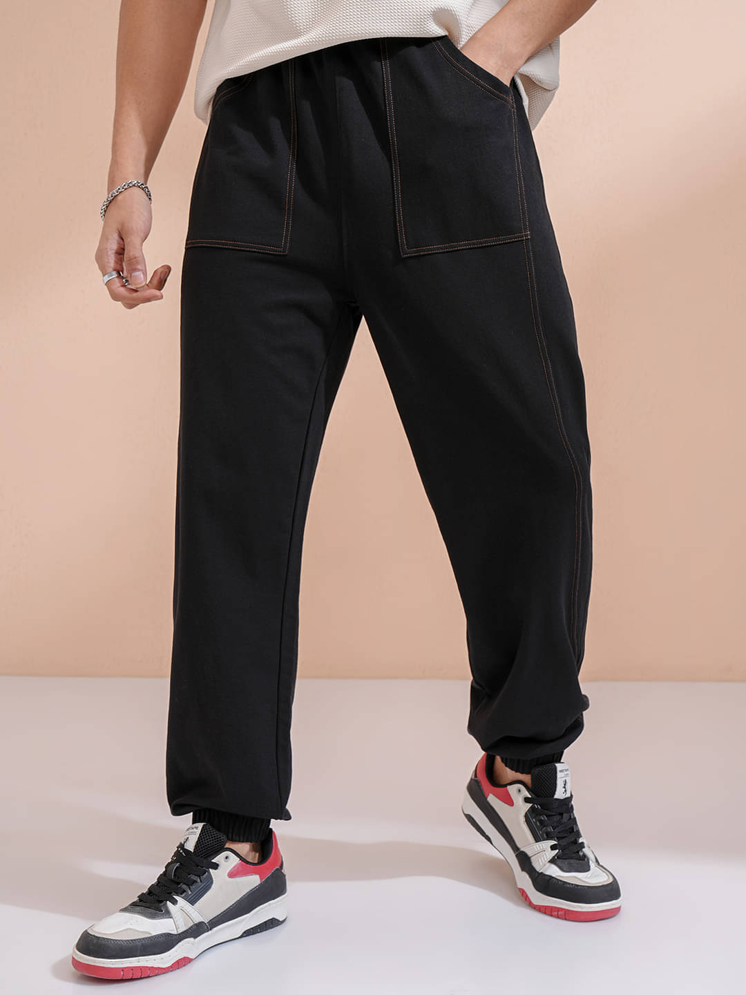     			Highlander Relax Flat Men's Joggers - Black ( Pack of 1 )