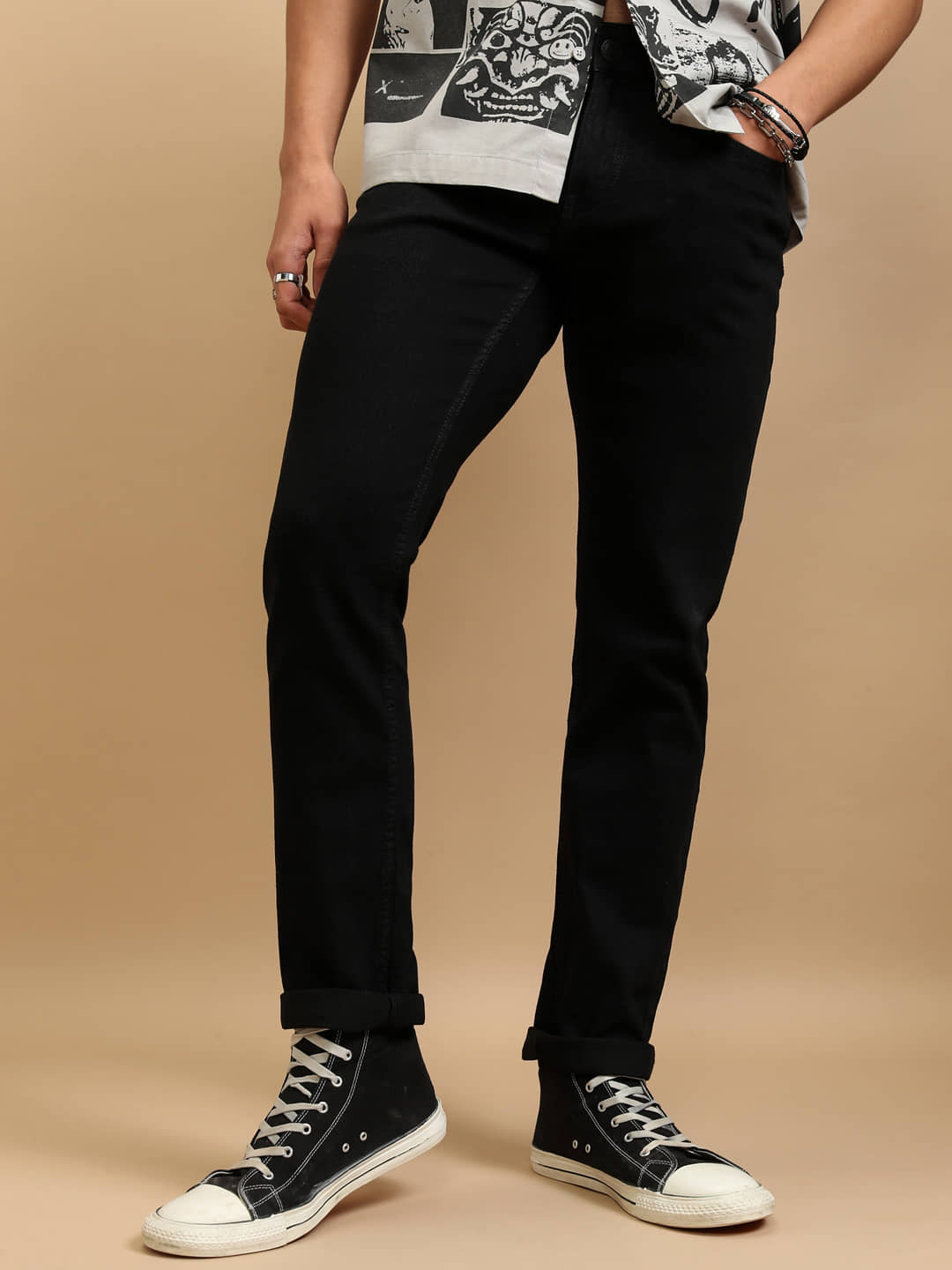 Highlander Slim Fit Solid Men's Jeans - Black ( Pack of 1 ) - Jeans | Buy online on ZillyBuy