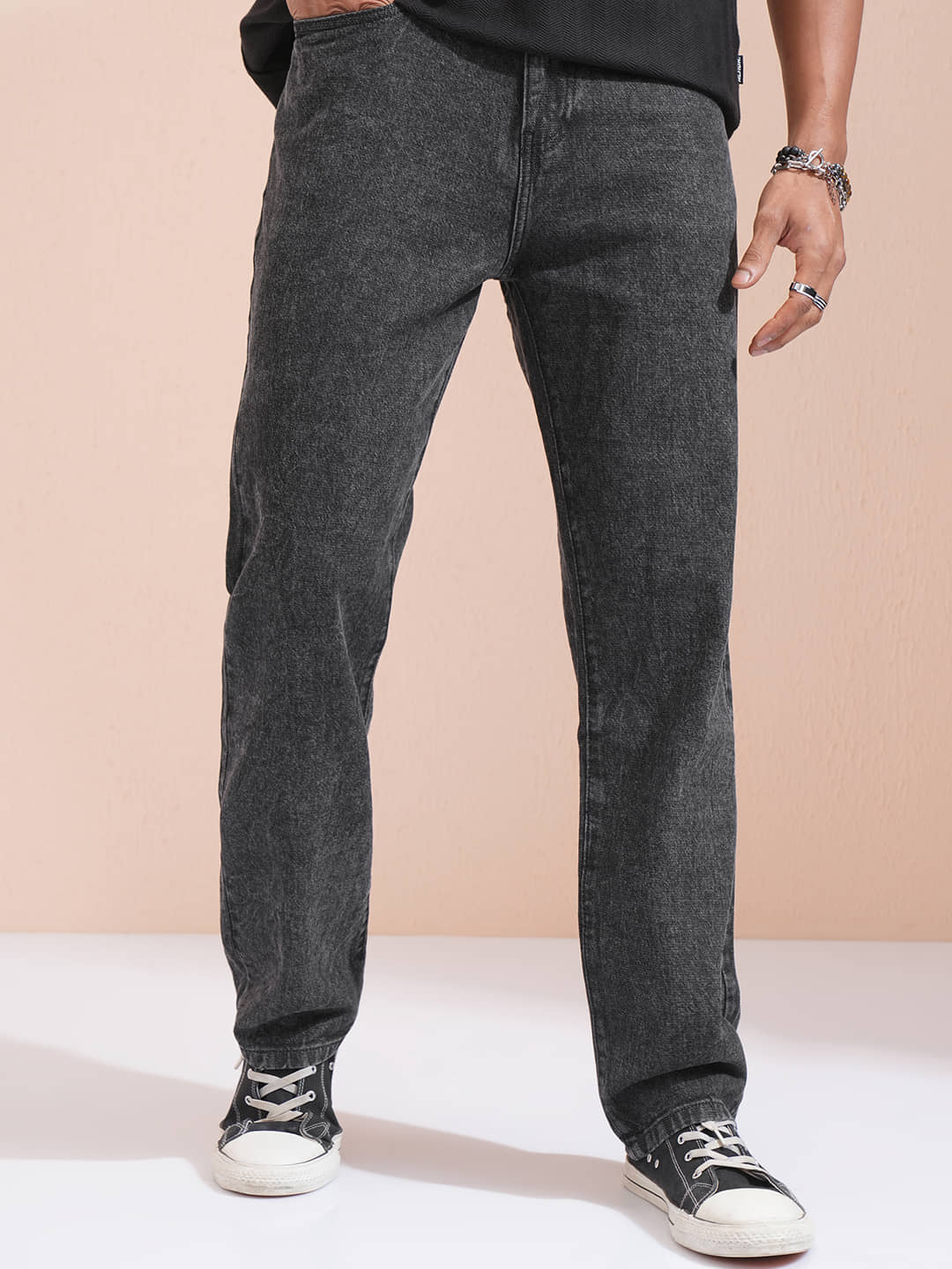 Highlander Straight Solid Men's Jeans - Black ( Pack of 1 ) - Jeans | Buy online on ZillyBuy