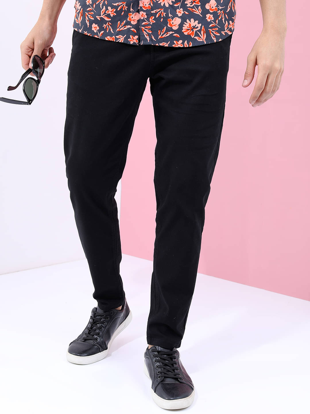     			Highlander Tapered Flat Men's Chinos - Black ( Pack of 1 )