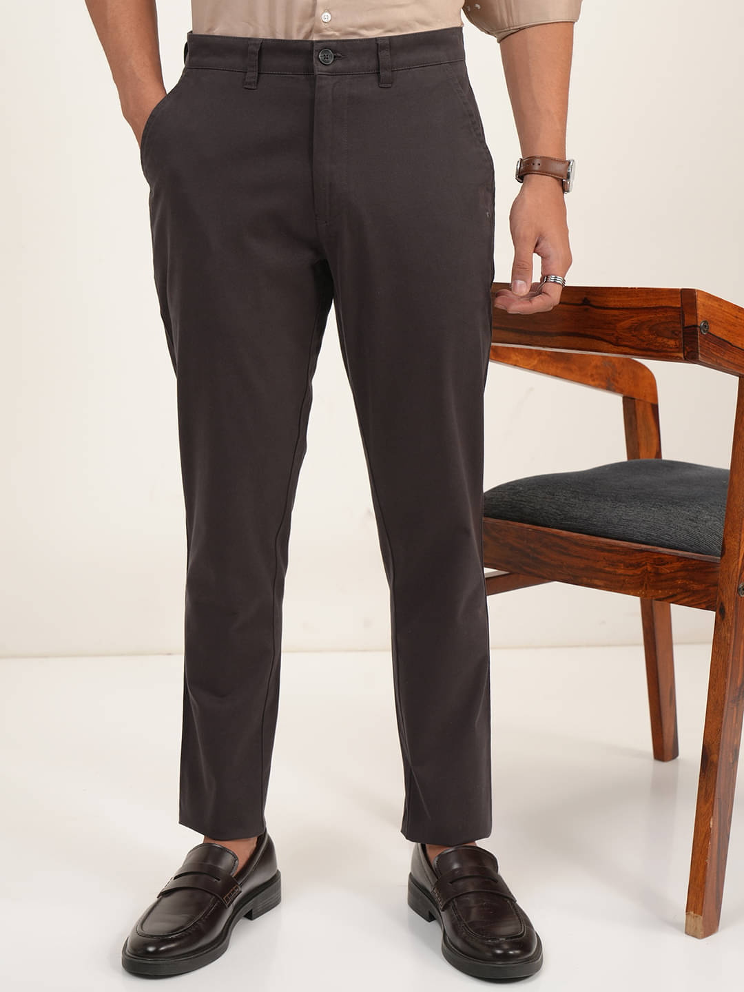    			Highlander Tapered Flat Men's Chinos - Charcoal ( Pack of 1 )