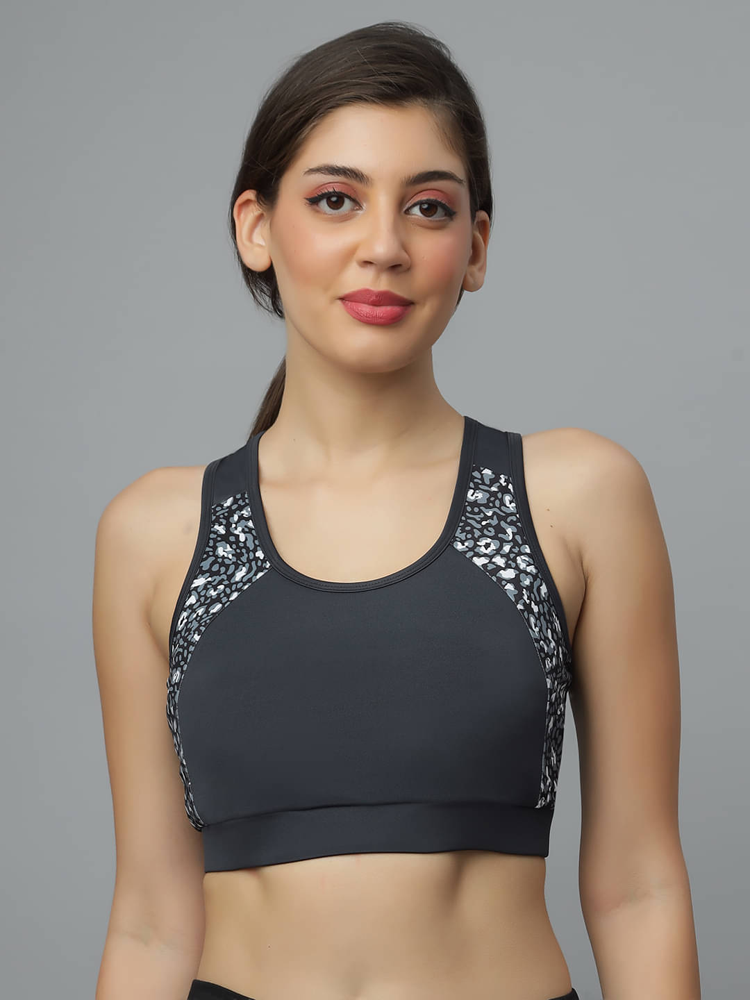     			LUXORA Grey Polyester Removable Padding Women's Sports Bra ( Pack of 1 )