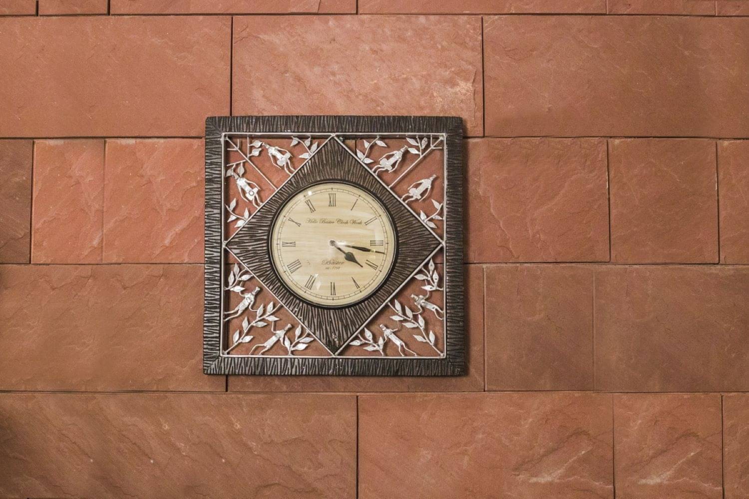     			Olha-O | Ethnic Gifting & Decor Square Analog Wall Clock