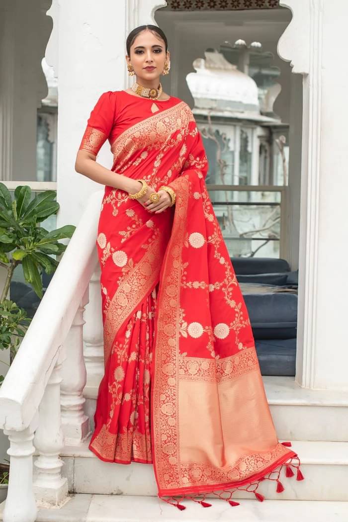 fab woven Art Silk Woven Kanjeevaram Sarees With Unstitched Blouse Piece ( Red ) fab woven Art Silk Woven Kanjeevaram Sarees With Unstitched Blouse Piece ( Red )