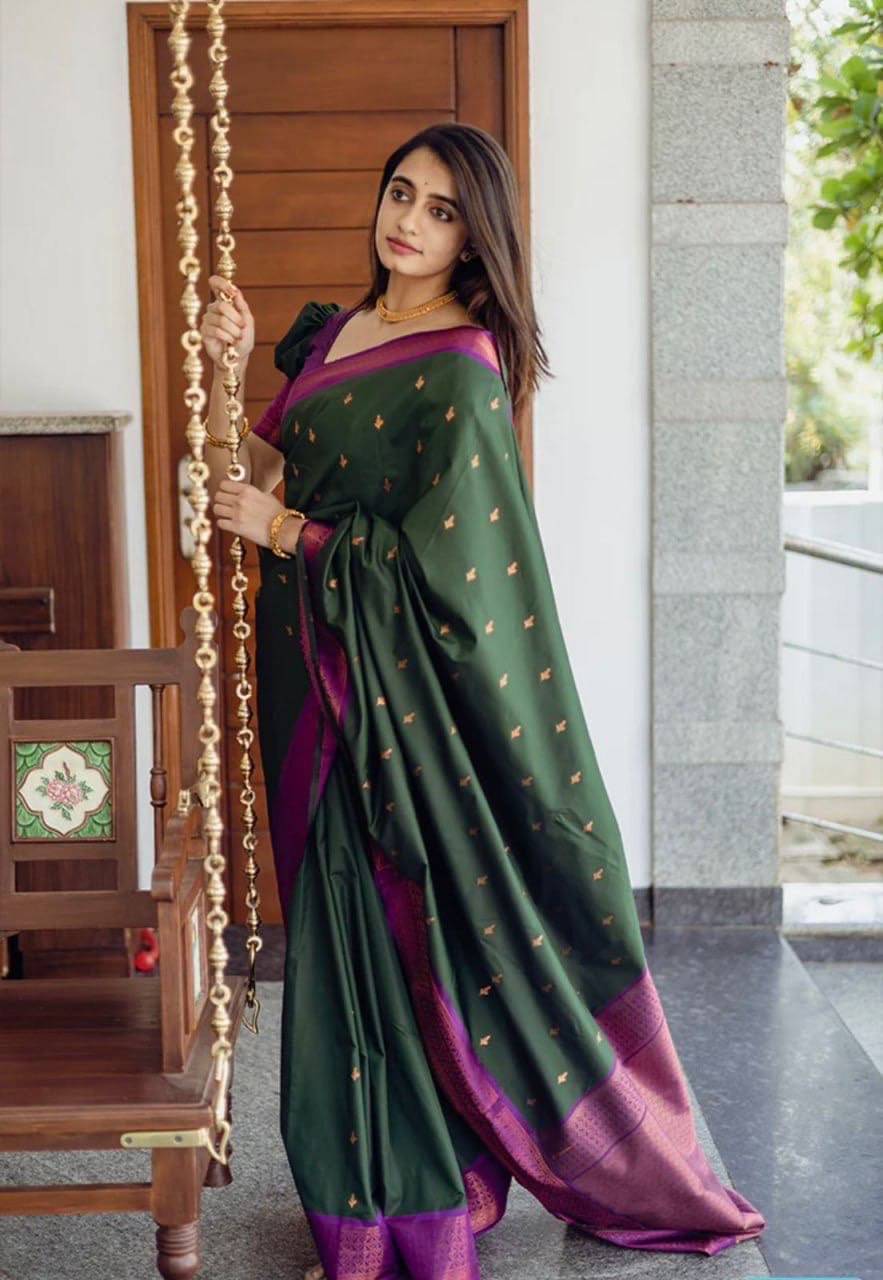     			fab woven Art Silk Woven Kanjeevaram Sarees With Unstitched Blouse Piece ( Green )