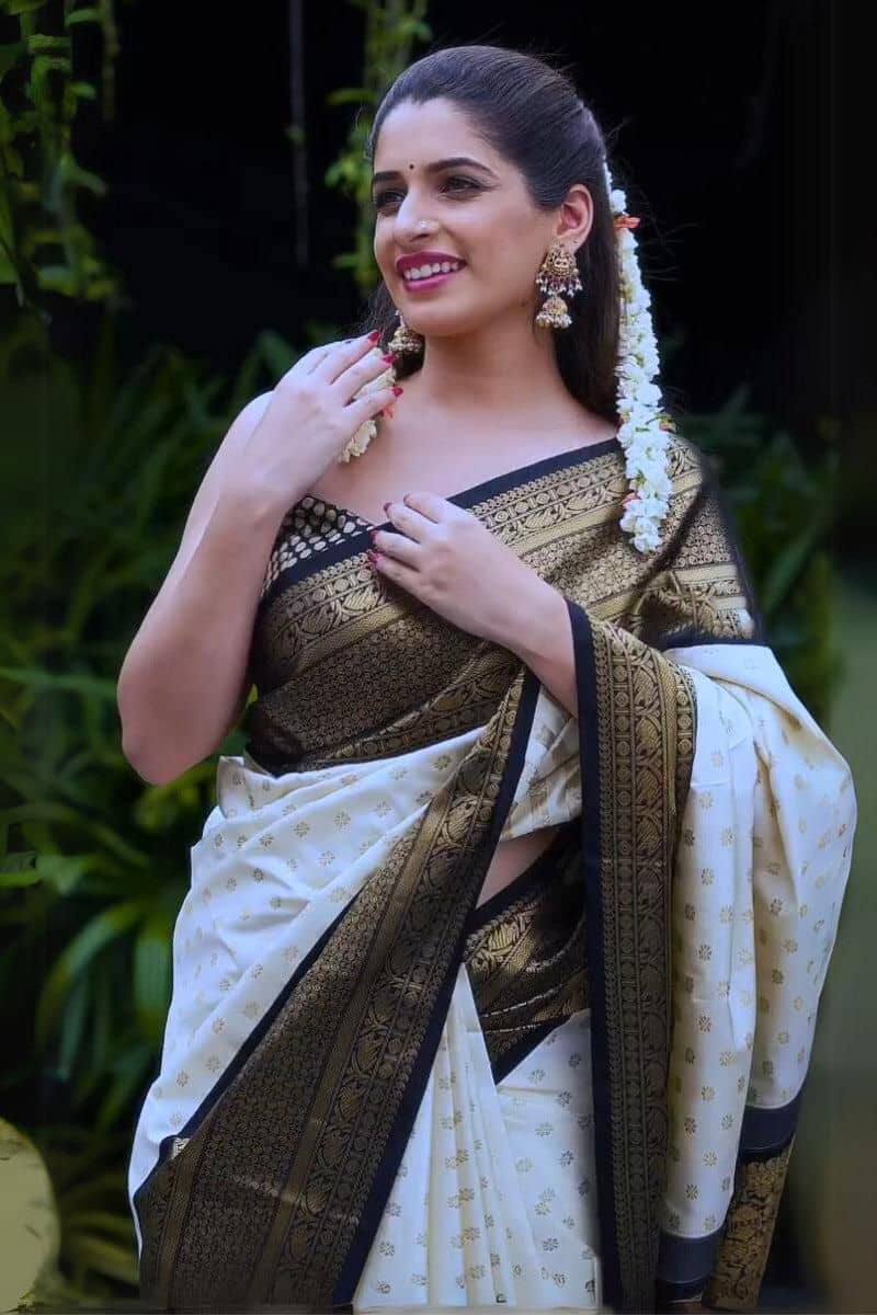 fab woven Art Silk Woven Kanjeevaram Sarees With Unstitched Blouse Piece ( White ) - Sarees | Buy online on ZillyBuy