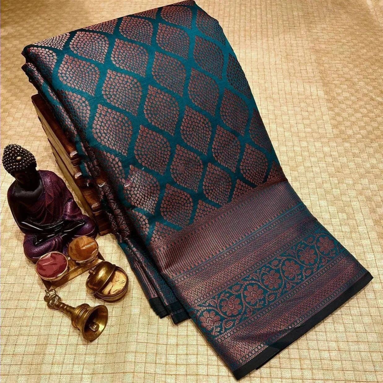 fab woven Art Silk Woven Kanjeevaram Sarees With Unstitched Blouse Piece ( Teal ) - Sarees | Buy online on ZillyBuy