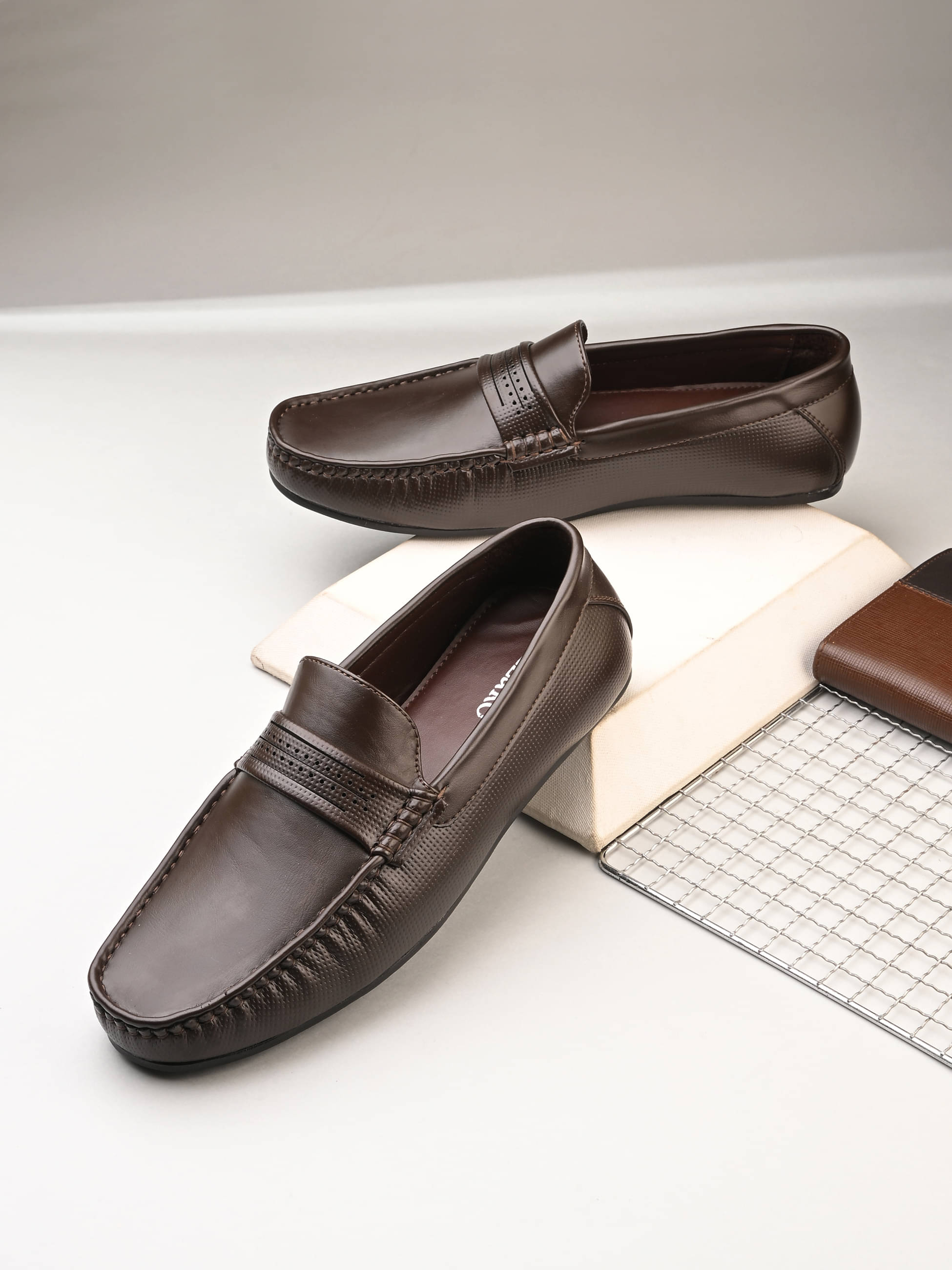     			BIZZARO Brown Men's Penny Shoes