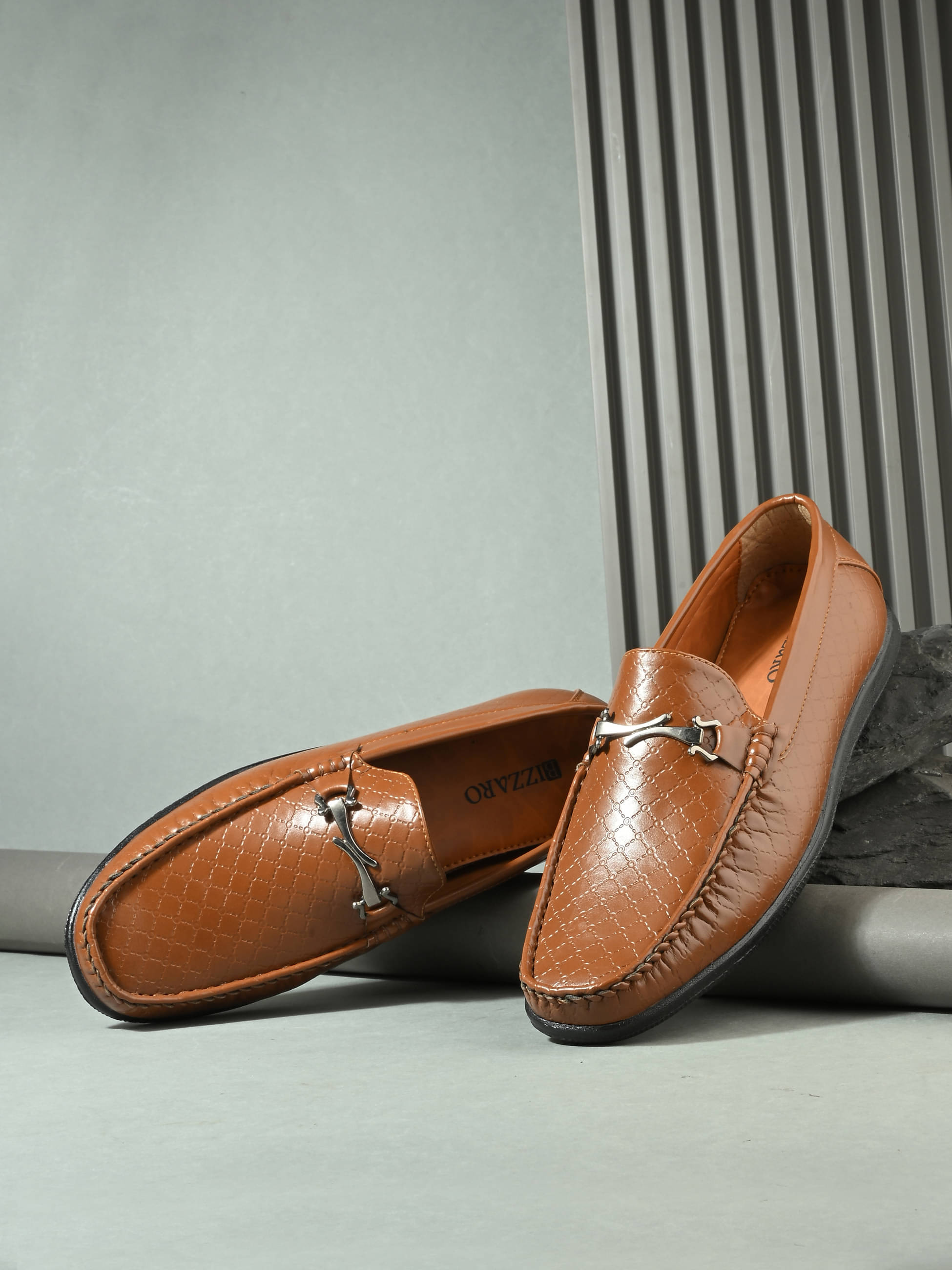     			BIZZARO Tan Men's Penny Shoes