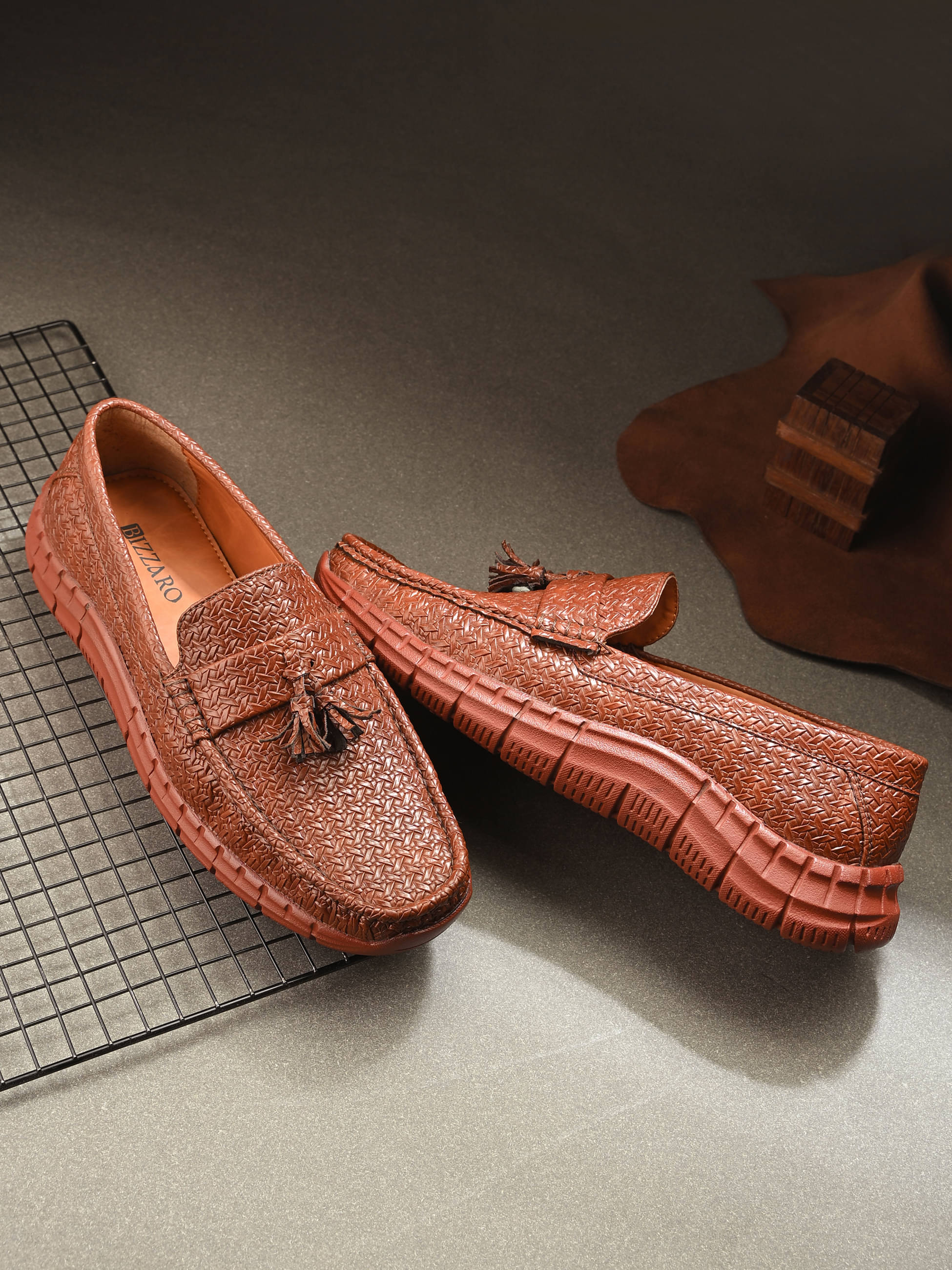     			BIZZARO Tan Men's Penny Shoes