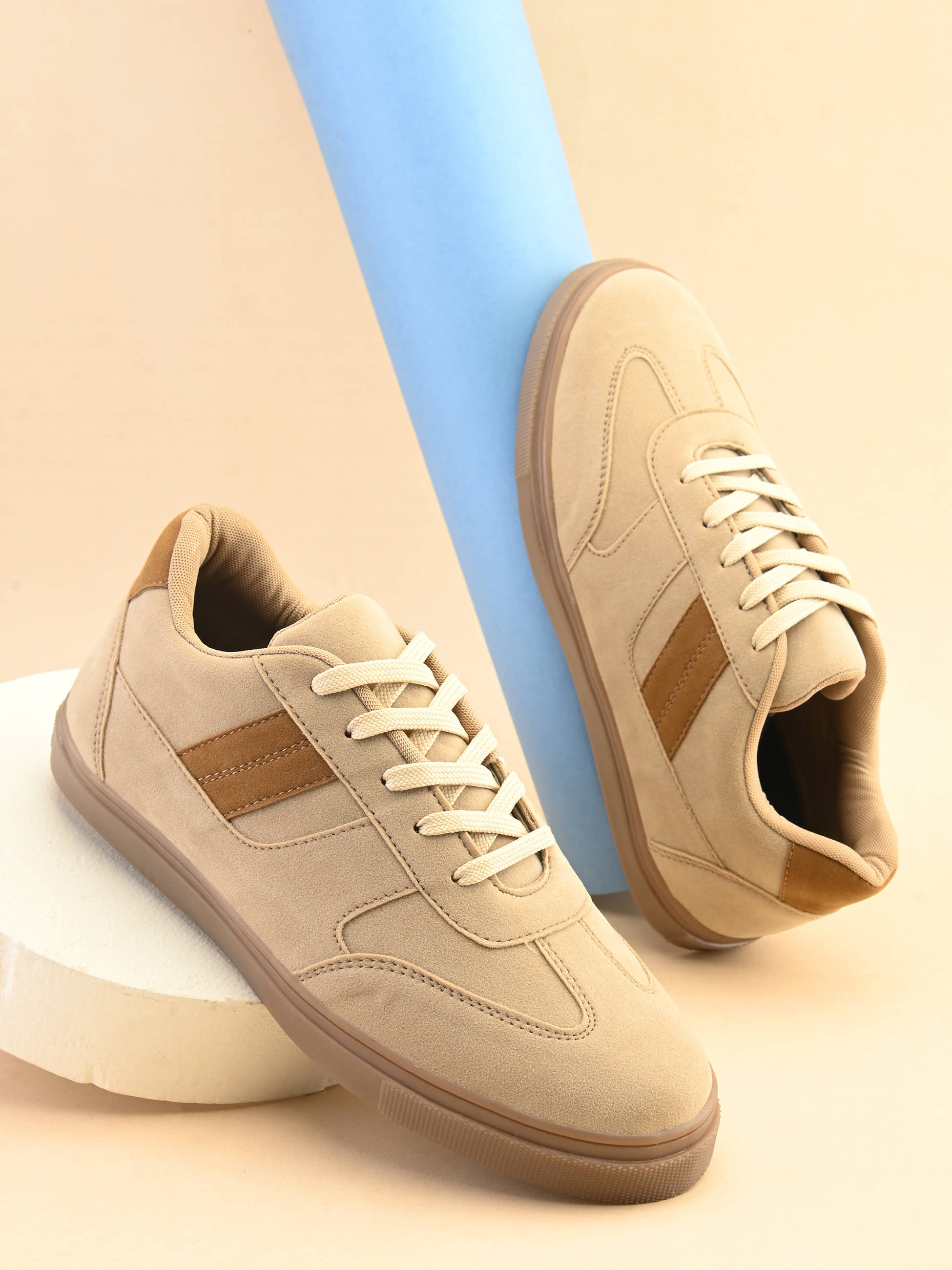     			Fashion Victim Beige Men's Sneakers