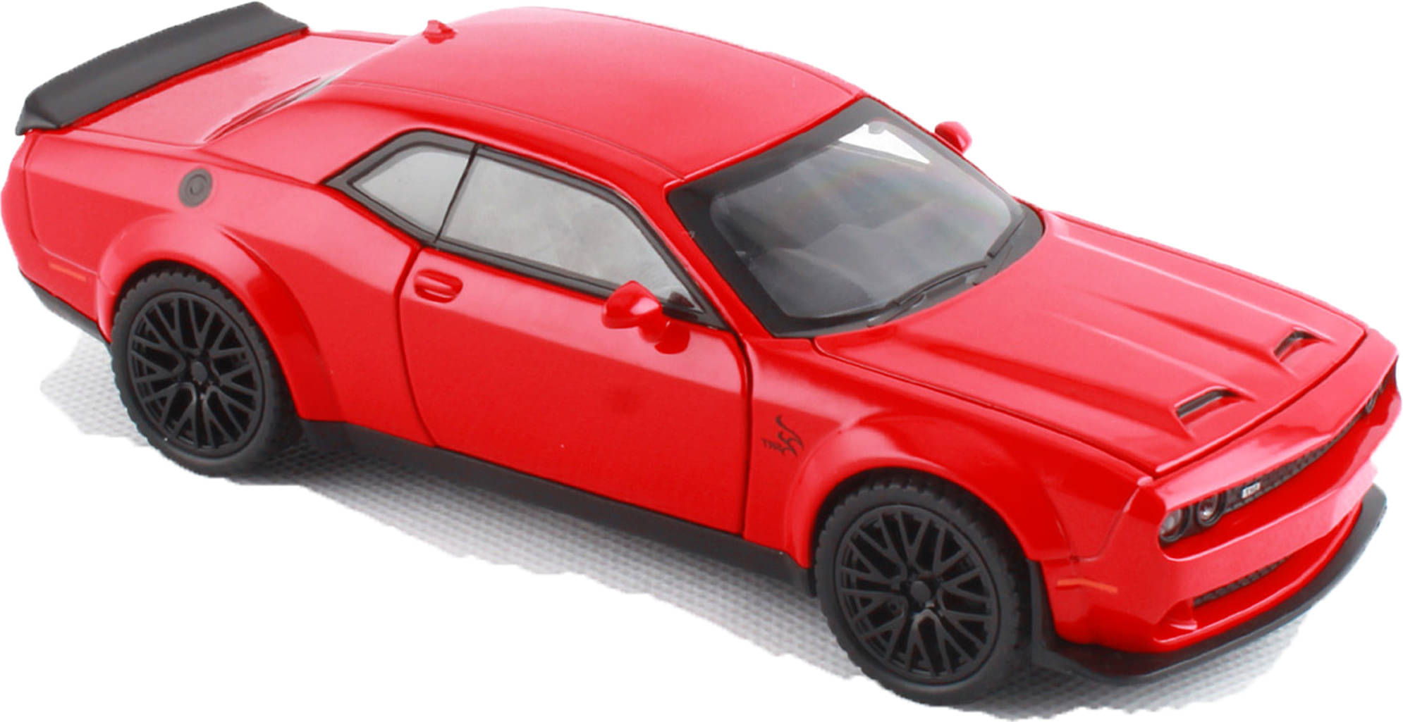    			Joy Junction 1:32 Helcat Model Metal Pullback Toy car with Openable Doors & Light Music (Red)