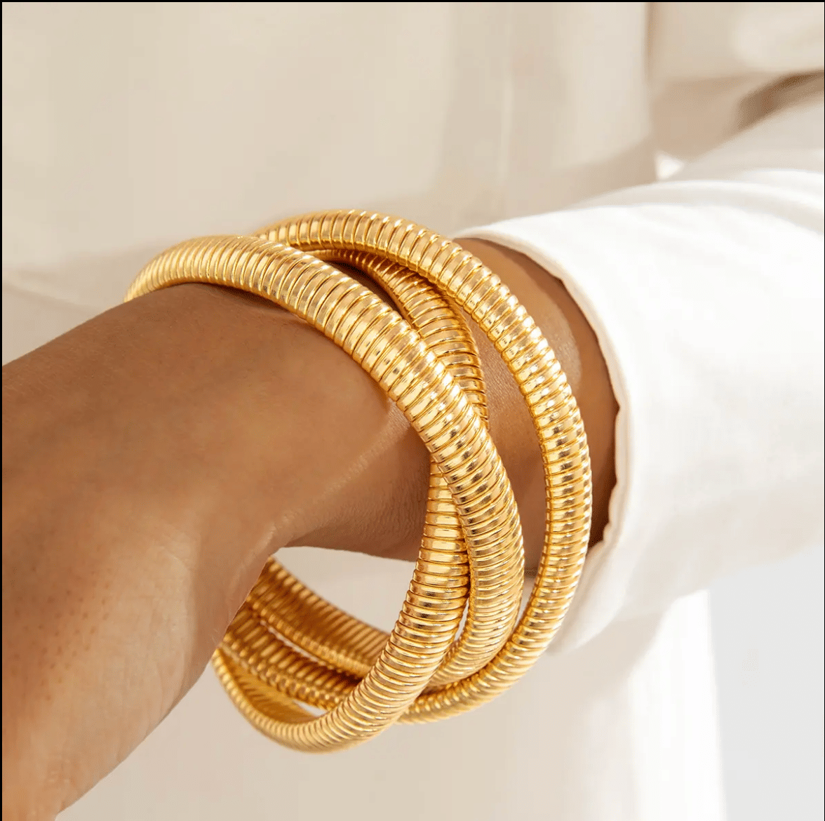     			Thrillz Gold Bracelet ( Pack of 1 )