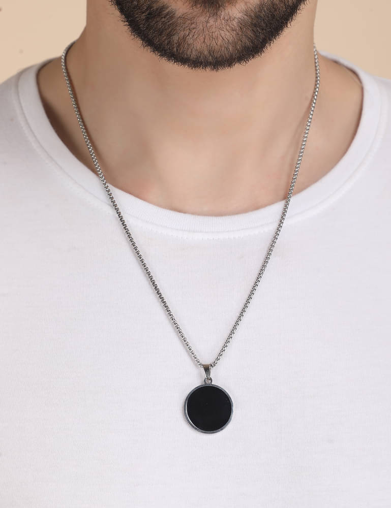     			Thrillz Silver Pendant ( Pack of 1 )