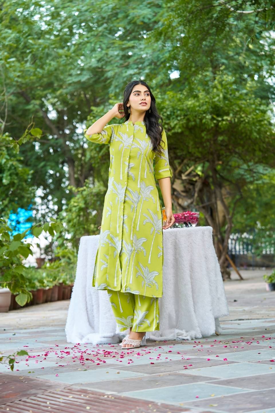 YAGNIK FASHION Women Rayon Printed A-line Kurti With Pants ( Lime Green ) YAGNIK FASHION Women Rayon Printed A-line Kurti With Pants ( Lime Green )