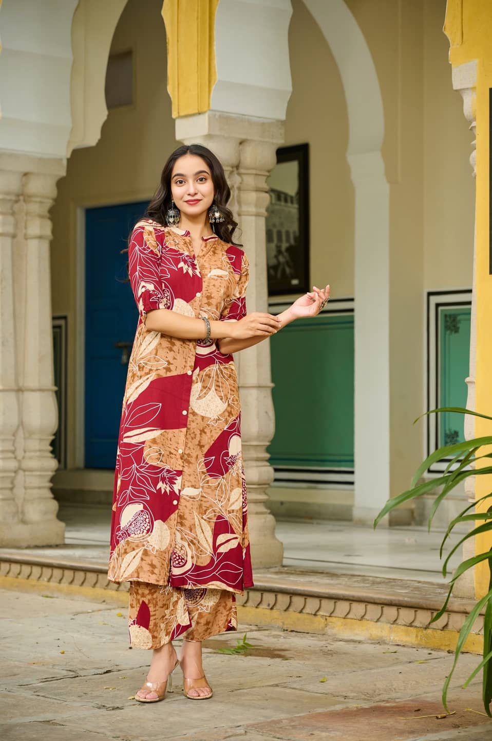 YAGNIK FASHION Women Rayon Printed A-line Kurti With Palazzo ( Maroon )