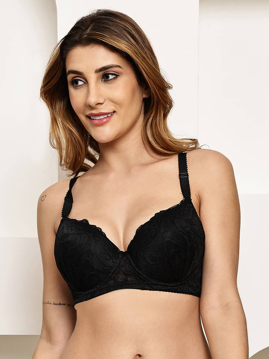 PrettyCat Pack of 1 Lace Lightly Padded T-Shirt Bra For Women ( Black ) PrettyCat Pack of 1 Lace Lightly Padded T-Shirt Bra For Women ( Black )