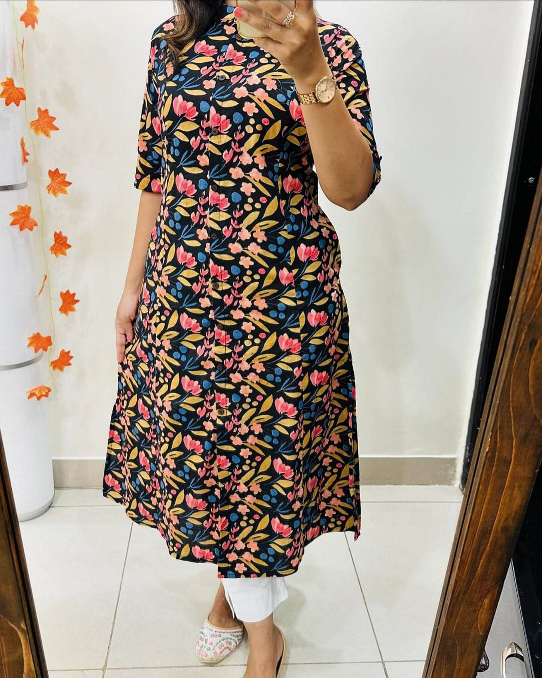 SRF JAIPR Women Cotton Printed Straight Kurti ( Multicolor ) SRF JAIPR Women Cotton Printed Straight Kurti ( Multicolor )