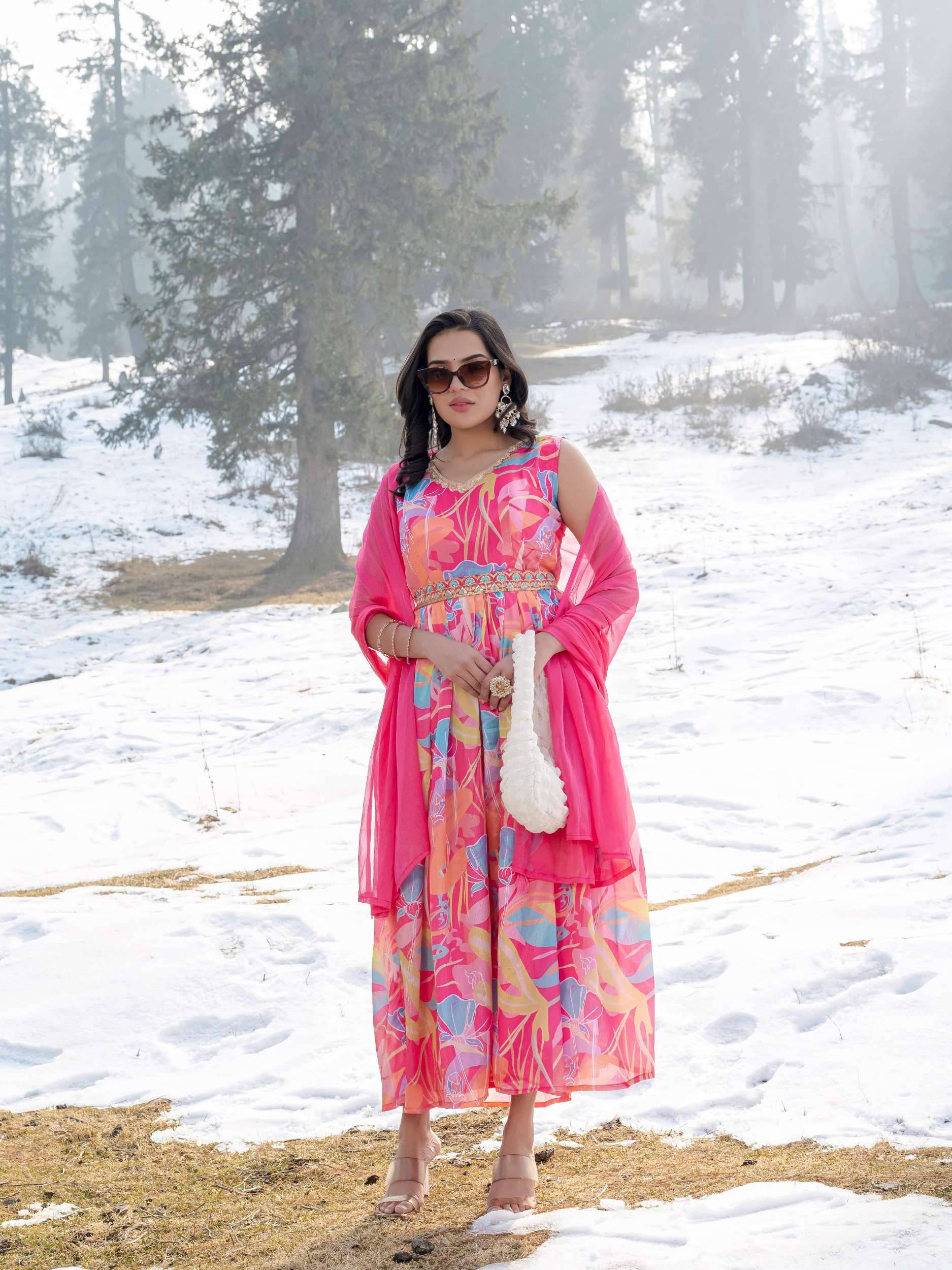 SRF JAIPR Women Cotton Printed Straight Kurti ( Pink ) SRF JAIPR Women Cotton Printed Straight Kurti ( Pink )