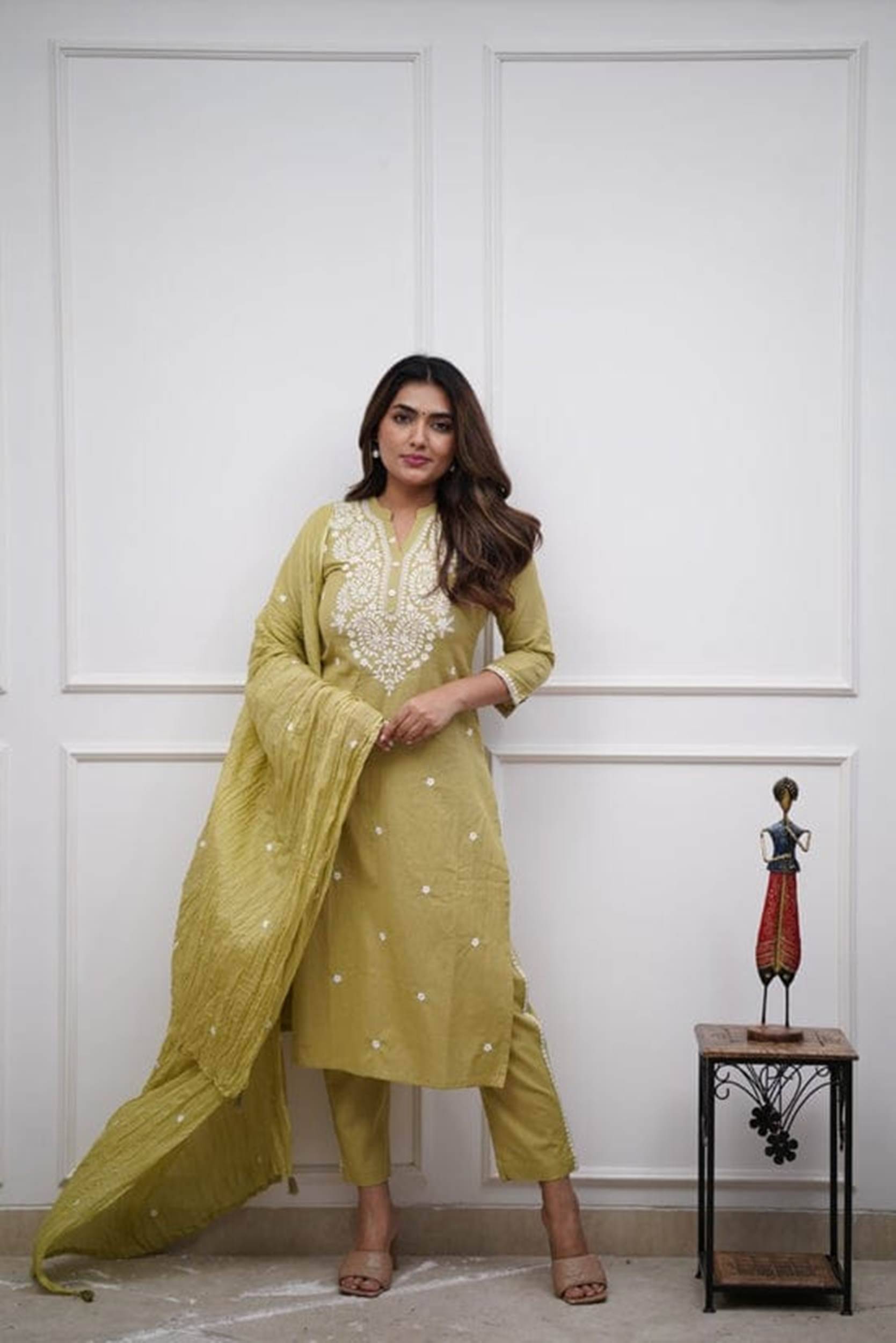 SRF JAIPR Women Cotton Printed Straight Kurti ( Green ) SRF JAIPR Women Cotton Printed Straight Kurti ( Green )