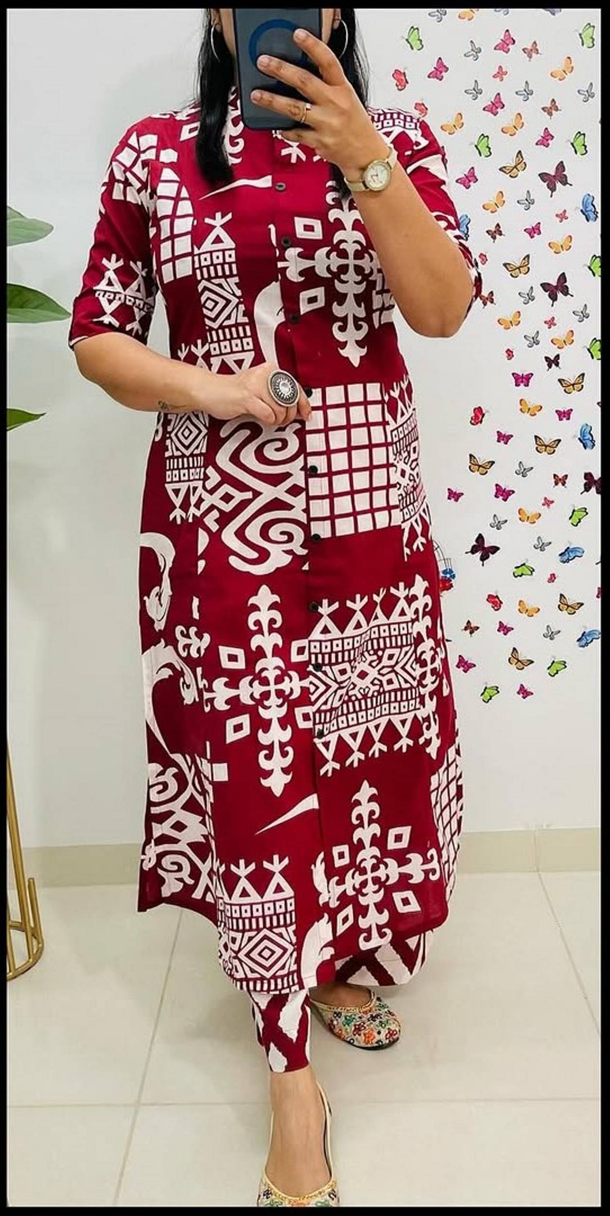 SRF JAIPR Women Cotton Printed Straight Kurti ( Maroon ) SRF JAIPR Women Cotton Printed Straight Kurti ( Maroon )