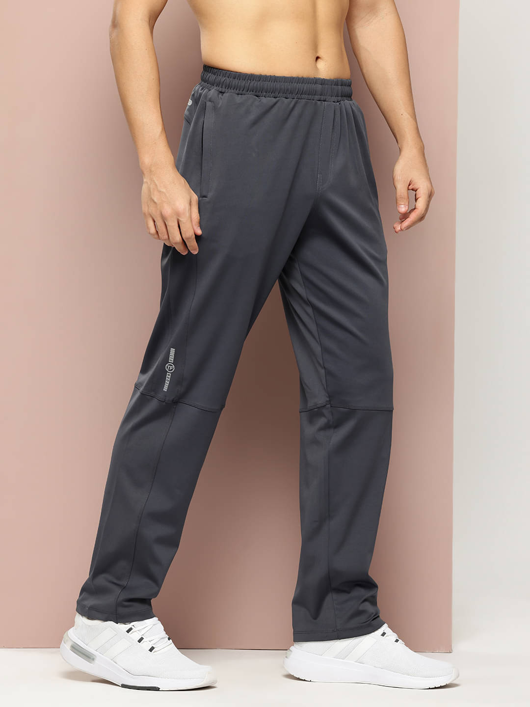     			Turnfit GREY Blended Men's Trackpants ( Pack of 1 )
