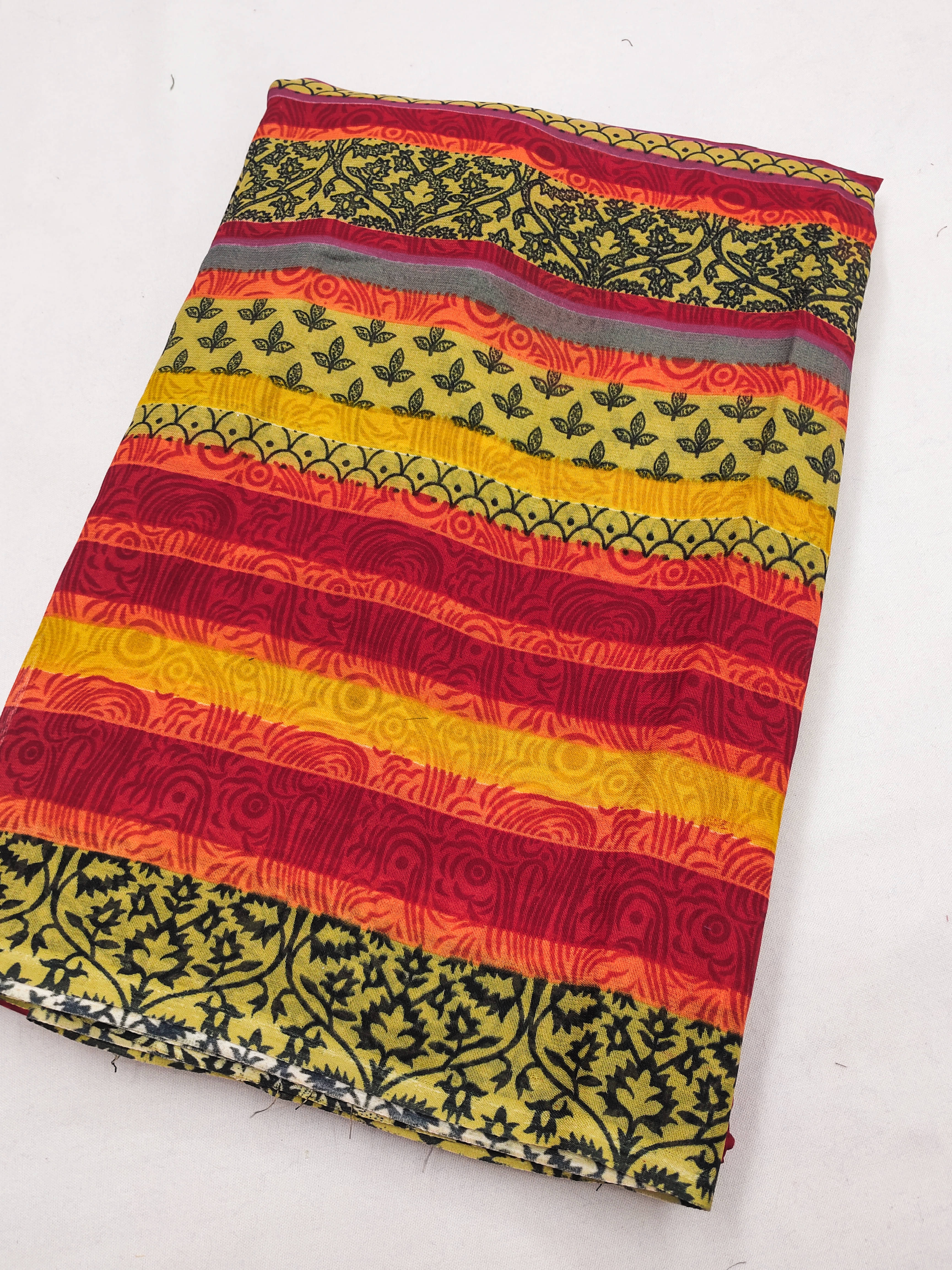 ANAND SAREES Georgette Printed Chanderi saree With Unstitched Blouse Piece ( Red ) ANAND SAREES Georgette Printed Chanderi saree With Unstitched Blouse Piece ( Red )