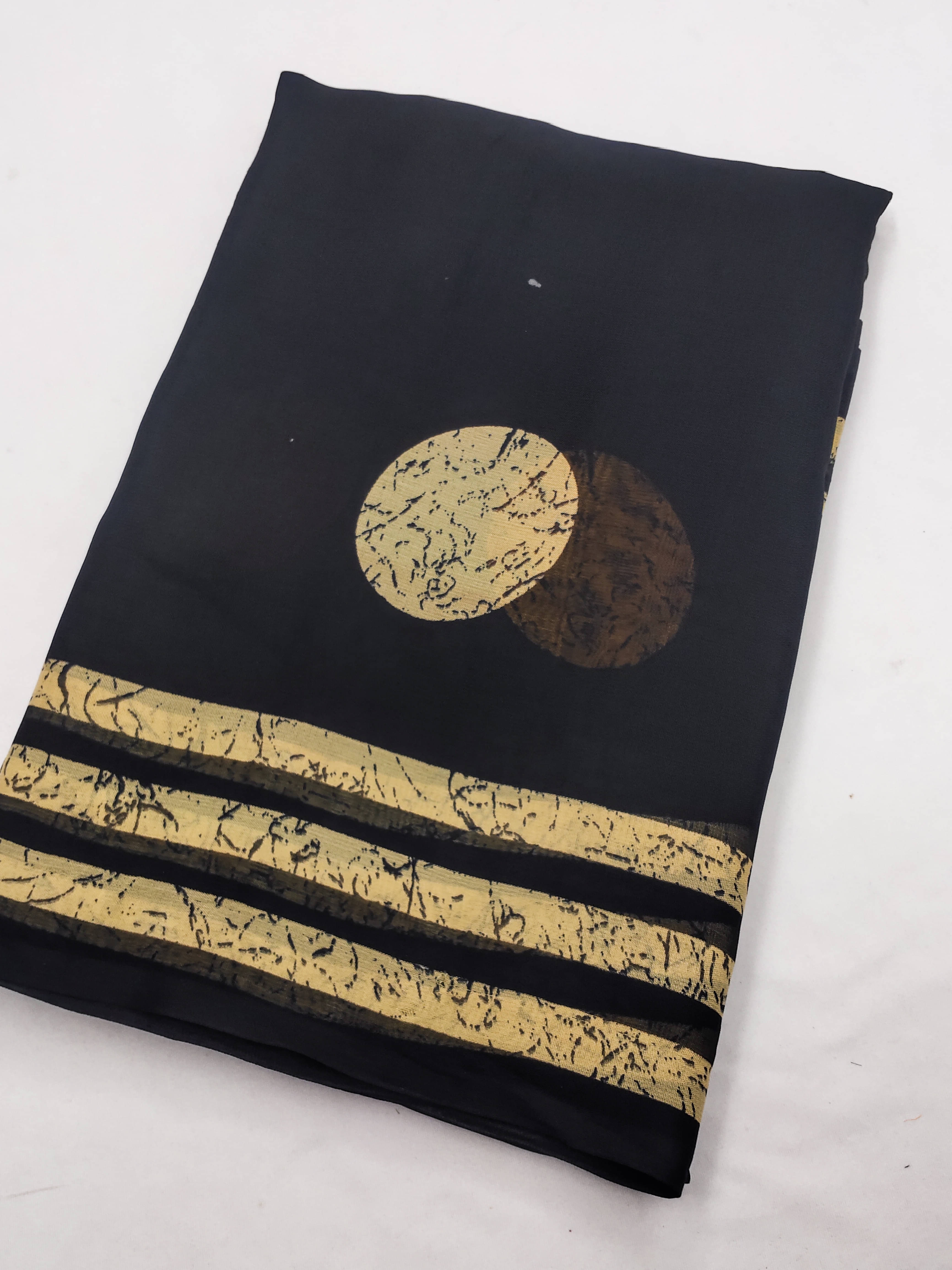 ANAND SAREES Georgette Printed Chanderi saree With Unstitched Blouse Piece ( Black ) ANAND SAREES Georgette Printed Chanderi saree With Unstitched Blouse Piece ( Black )