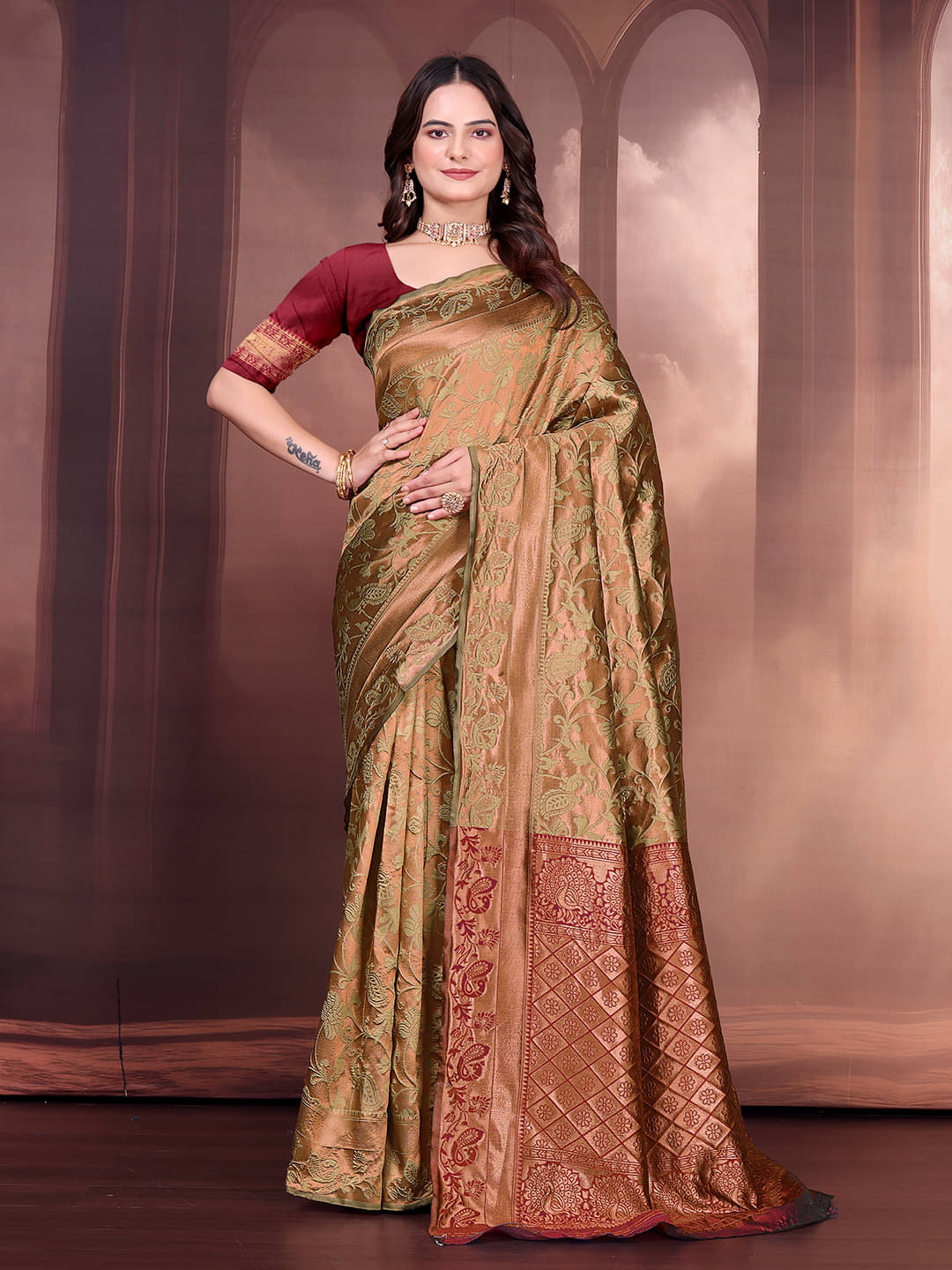 Kanooda Prits Silk Blend Woven Banarasi saree With Unstitched Blouse Piece ( Beige ) Kanooda Prits Silk Blend Woven Banarasi saree With Unstitched Blouse Piece ( Beige )