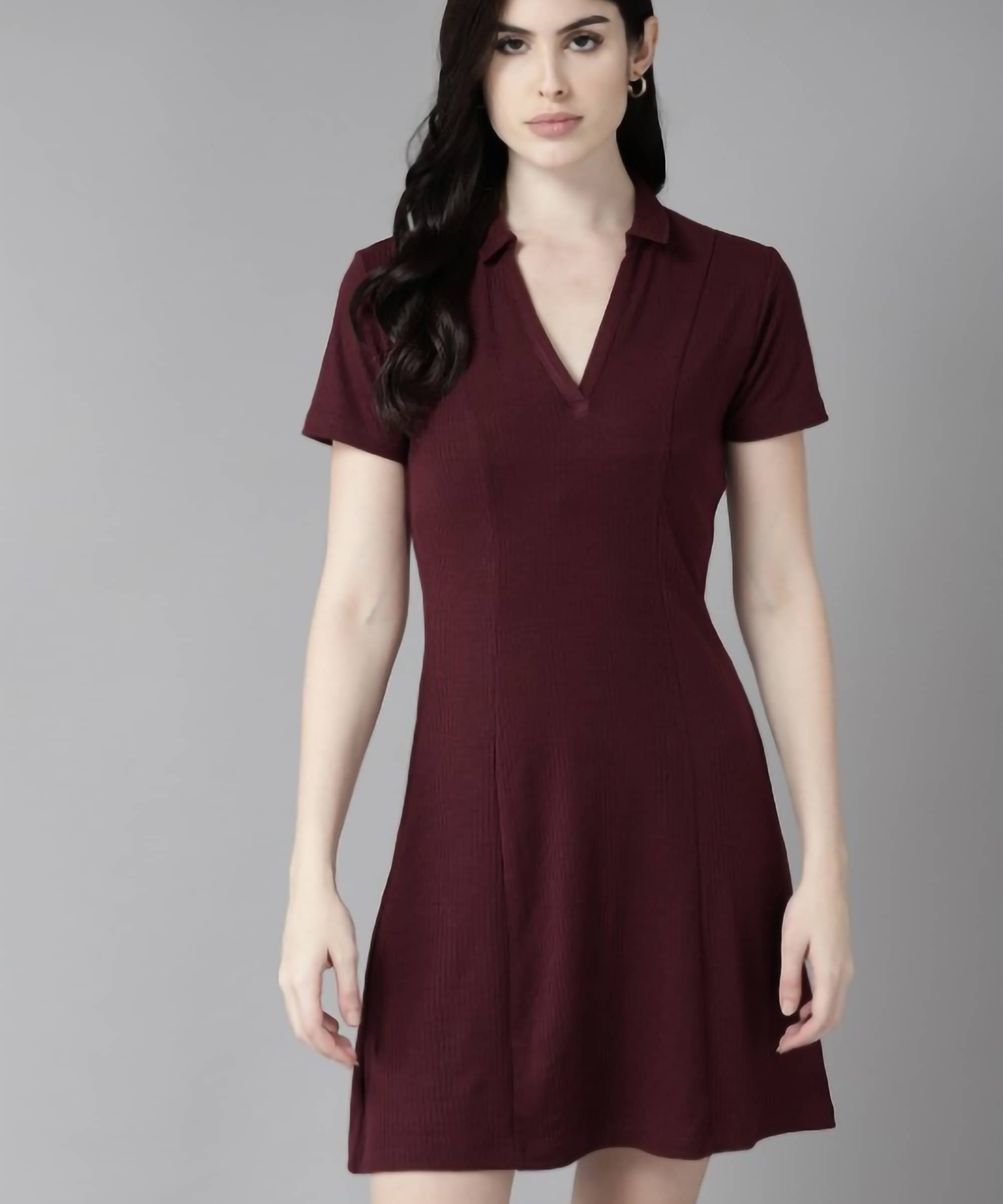    			MODYOUNG Women Polyester Solid Regular Fit Polo Collar T-Shirt ( Maroon )