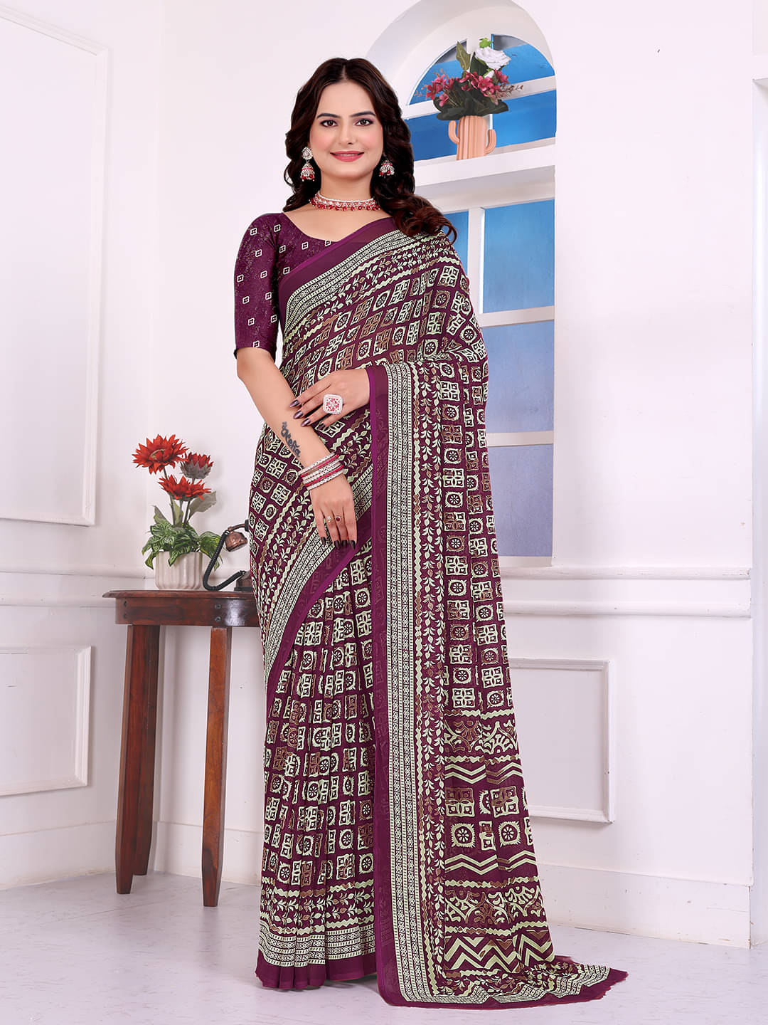     			Maayro Georgette Printed Regular Saree With Unstitched Blouse Piece ( Wine )