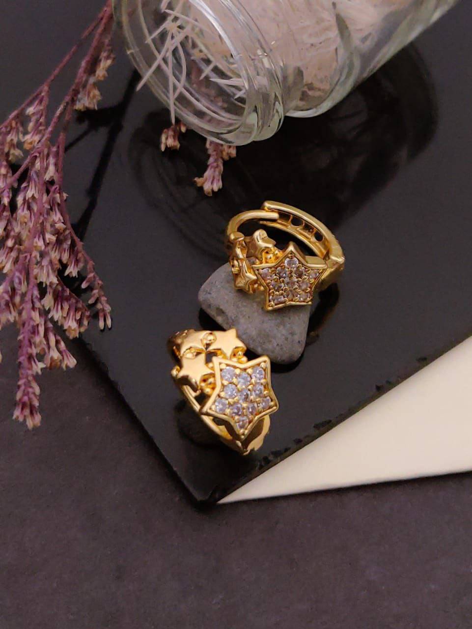     			Shivay Fashion Gold Bali Earrings ( Pack of 1 )