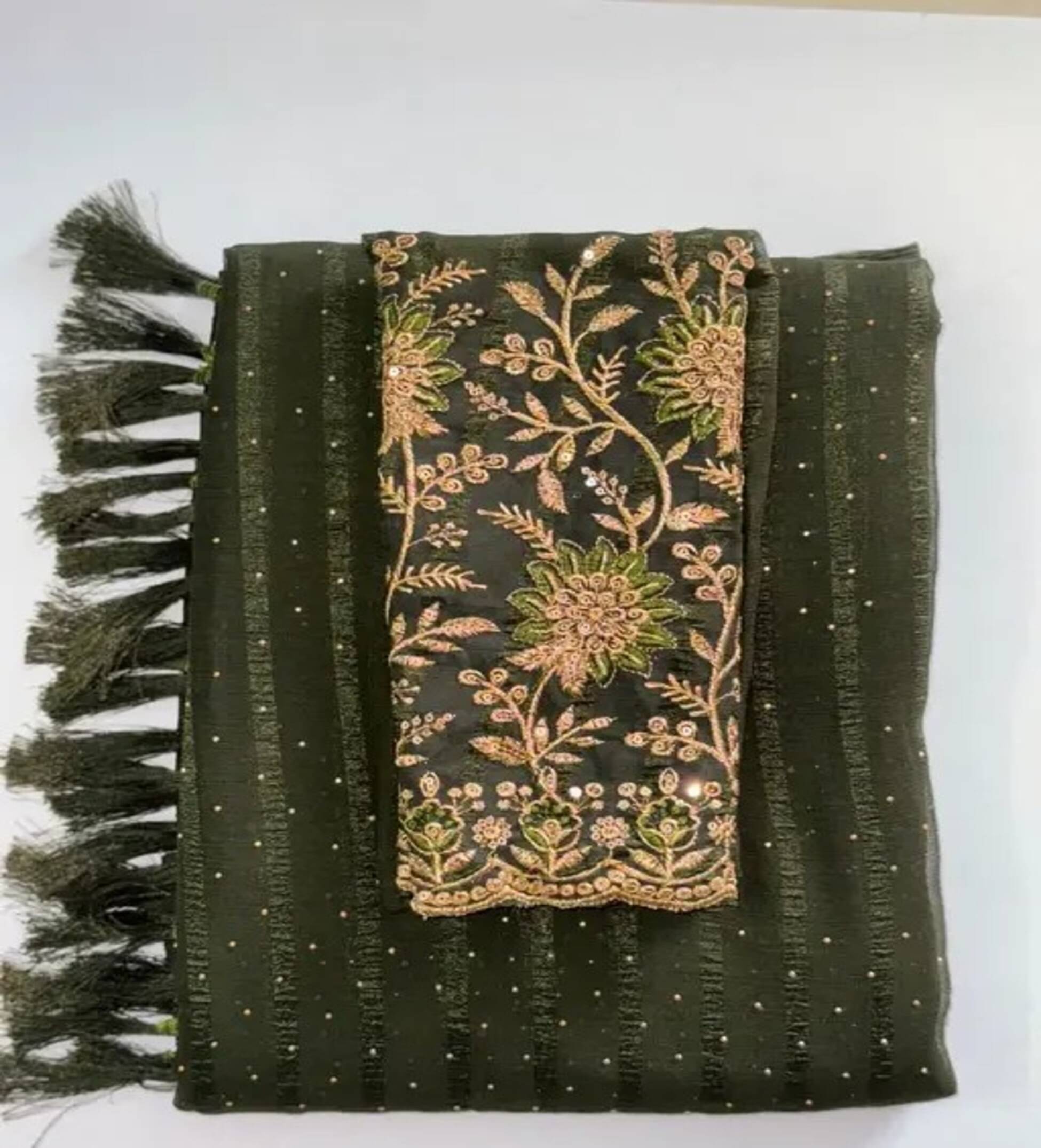     			Shree Sai Enterprise Georgette Embroidered Mysore Silk Sarees With Unstitched Blouse Piece ( Green )