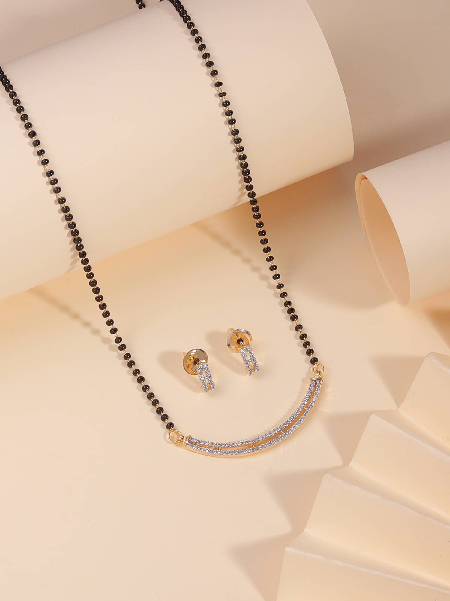     			gilher White Mangalsutra Set ( Pack of 1 )