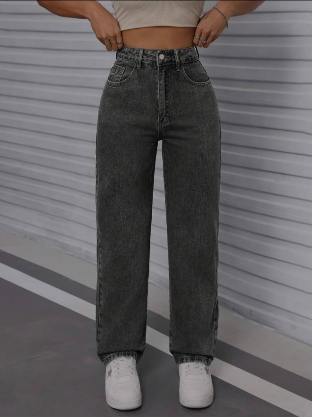     			Bluethreads Women's Relaxed Fit Mid-Rise Jeans ( Charcoal )