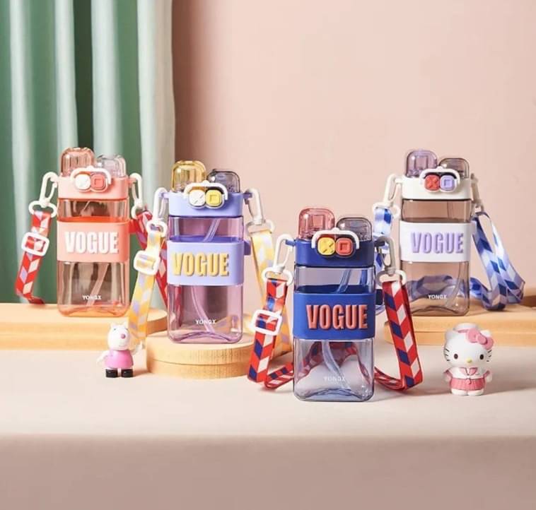     			Little Station Double Pop-Up Lid Dual-Use Water Bottle: Stay Hydrated in Style, Double Drink Water Bottle With Straw And Strap, 550ml