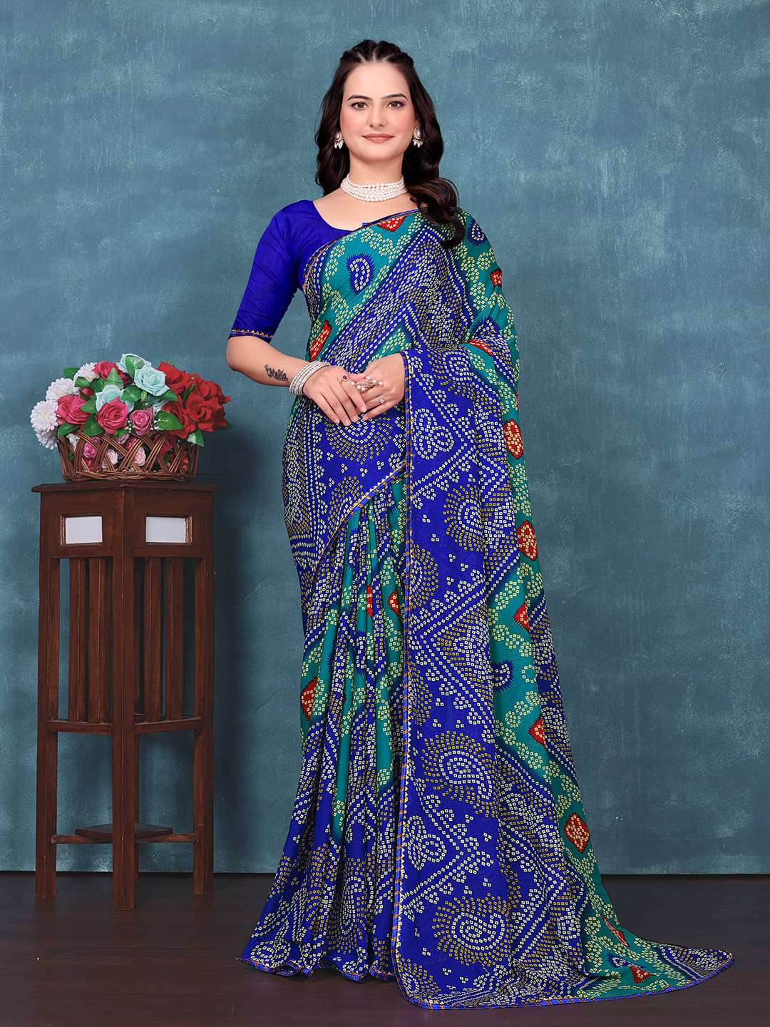 Maayro Georgette Printed Regular Saree With Unstitched Blouse Piece ( Blue ) Maayro Georgette Printed Regular Saree With Unstitched Blouse Piece ( Blue )
