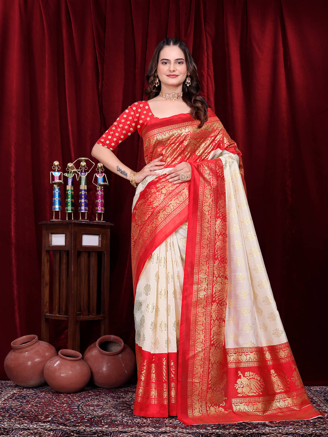 Maayro Silk Blend Embellished Mysore Silk Sarees With Unstitched Blouse Piece ( White )     			Maayro Silk Blend Embellished Mysore Silk Sarees With Unstitched Blouse Piece ( White )