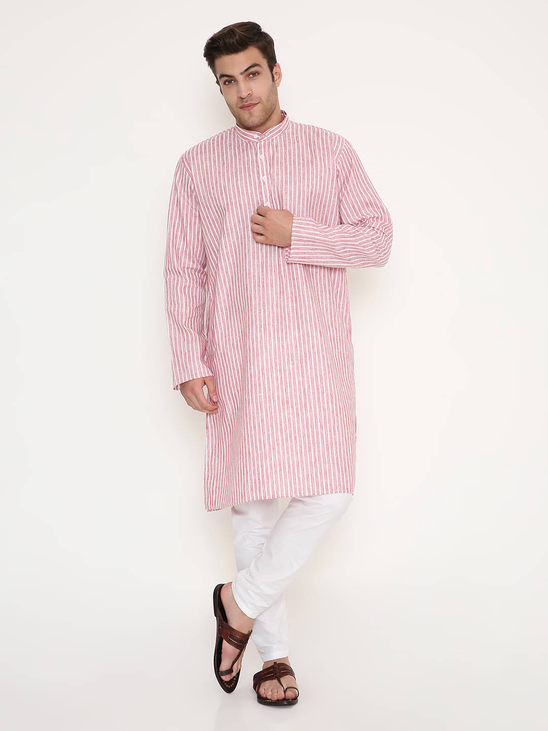    			Maharaja Red Viscose Regular Fit Men's Kurta Pyjama Set ( Pack of 1 )