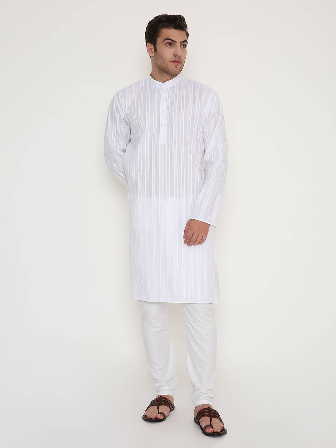     			Maharaja White Viscose Regular Fit Men's Kurta Pyjama Set ( Pack of 1 )