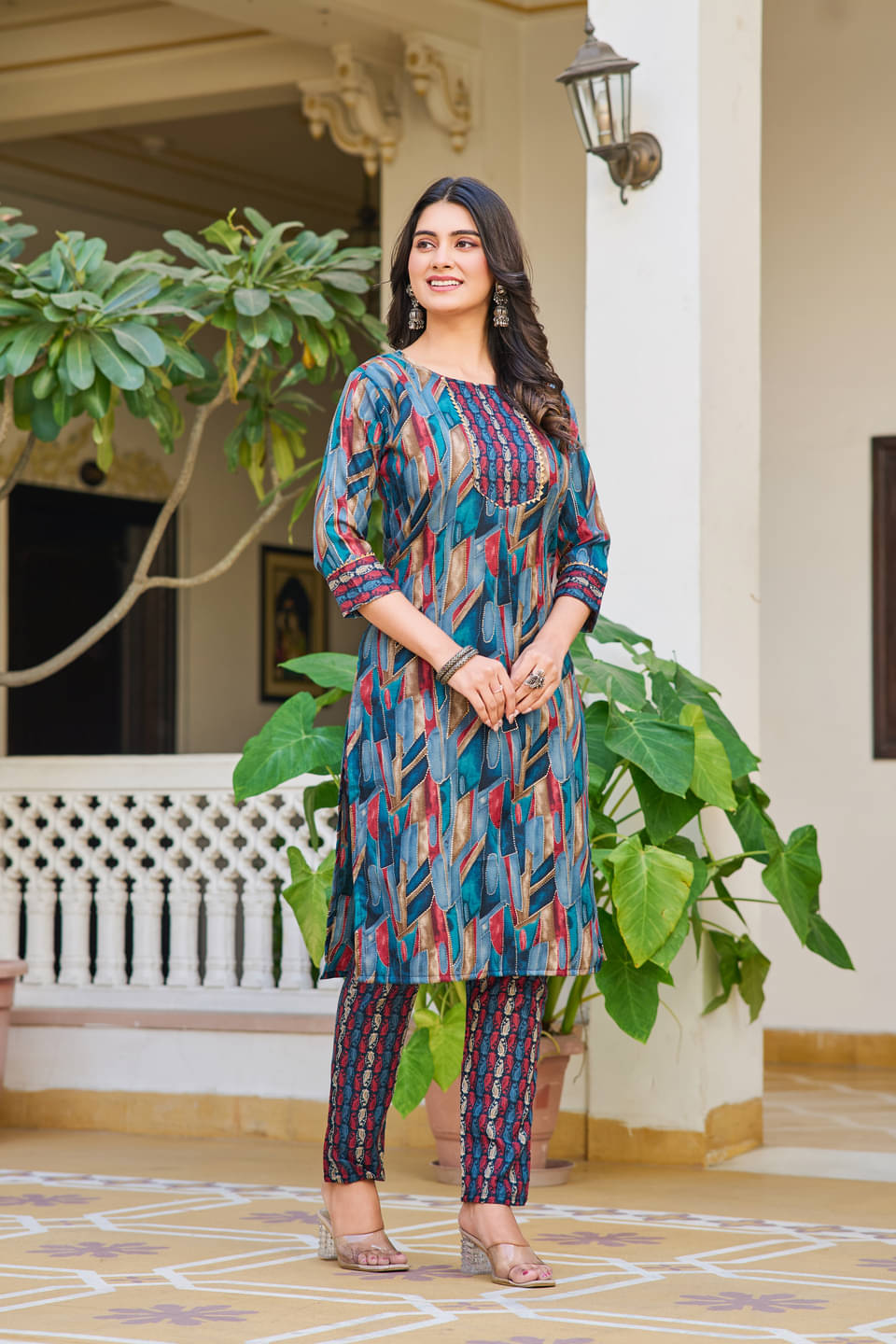    			YAGNIK FASHION Women Cotton Printed Straight Kurti With Pants ( Pink )