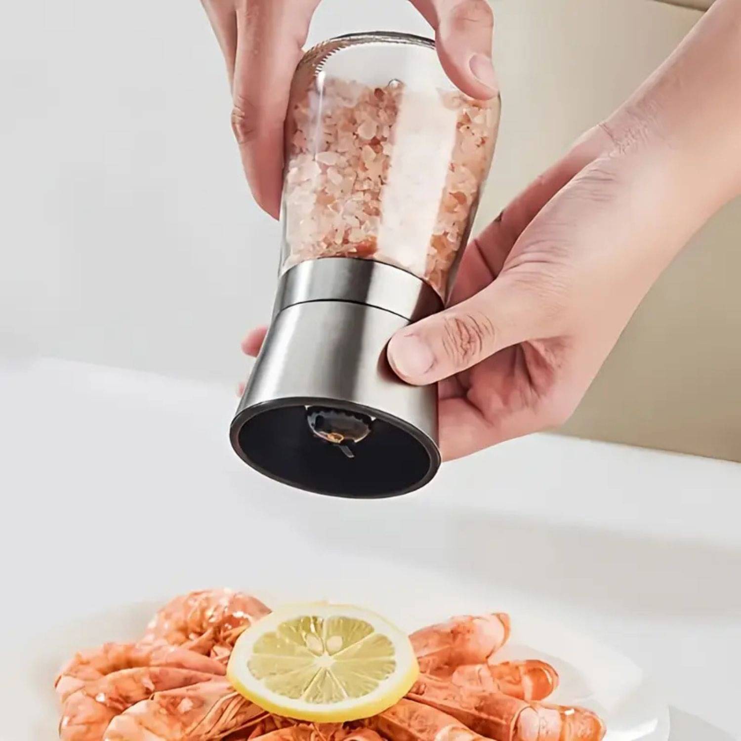 Baskety Pepper Grinder Glass Transparent Salt/Pepper Container ( Set of 1 ) Baskety Pepper Grinder Glass Transparent Salt/Pepper Container ( Set of 1 )