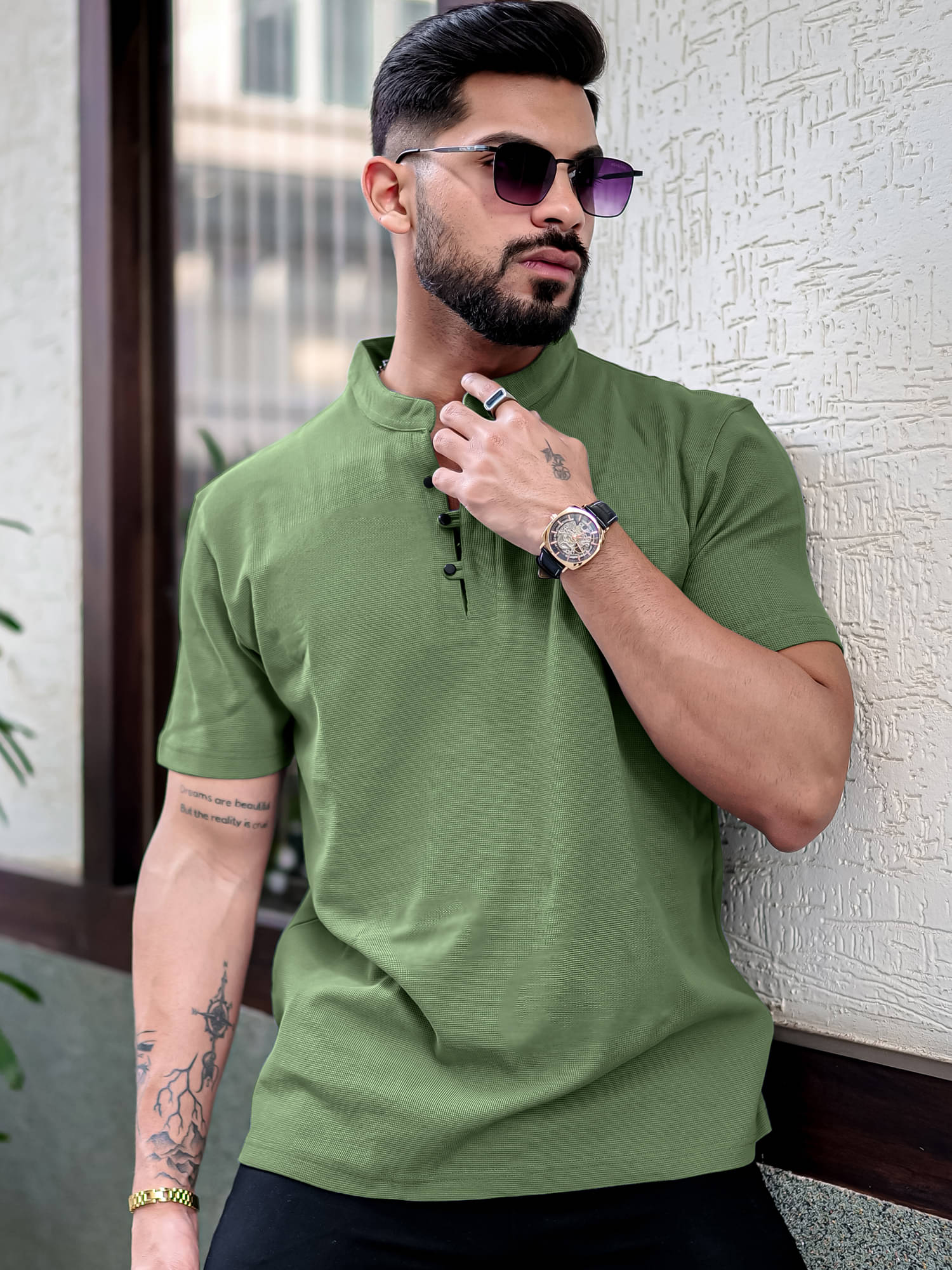     			Maniac Men Cotton Oversized Fit Solid T-Shirt ( Green )