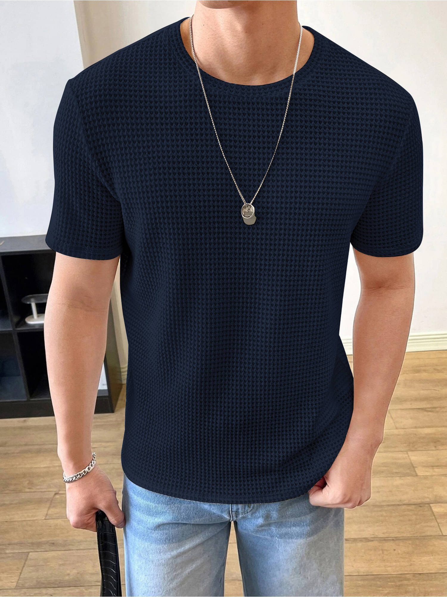 Maniac Men Polyester Slim Fit Solid T-Shirt ( Navy ) Maniac Men Polyester Slim Fit Solid T-Shirt ( Navy )