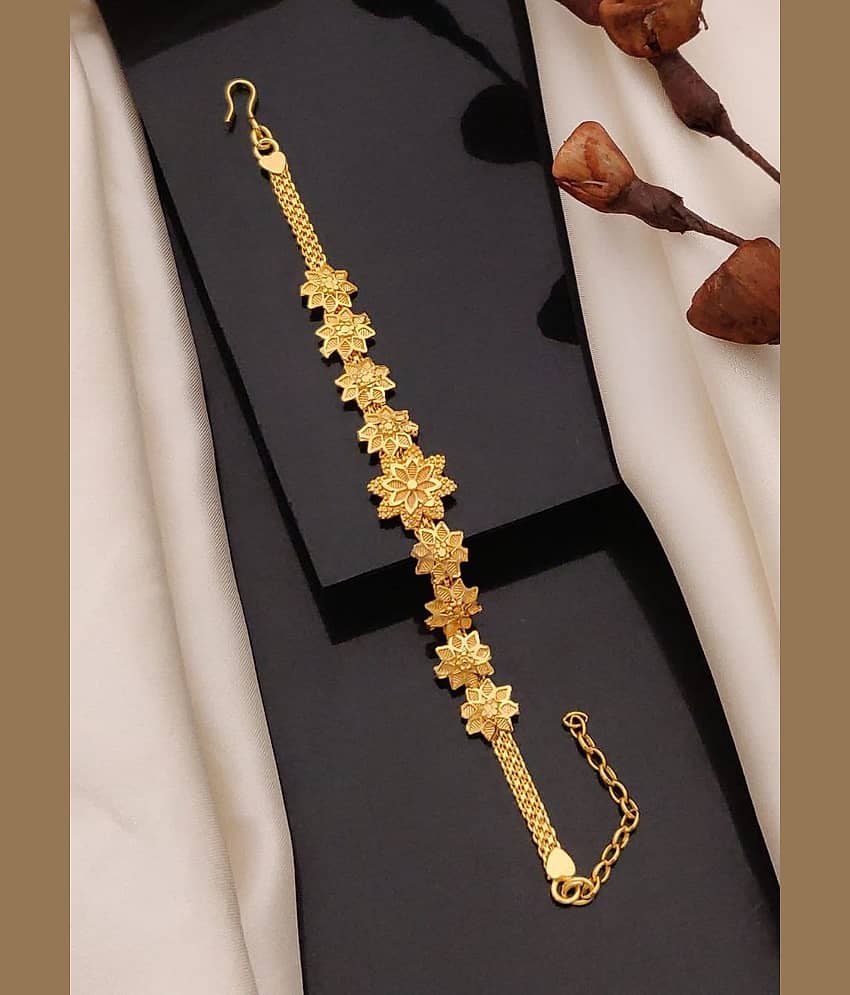 Shivay Fashion Gold Bracelet ( Pack of 1 ) - Bangles & Bracelets | Buy online on ZillyBuy