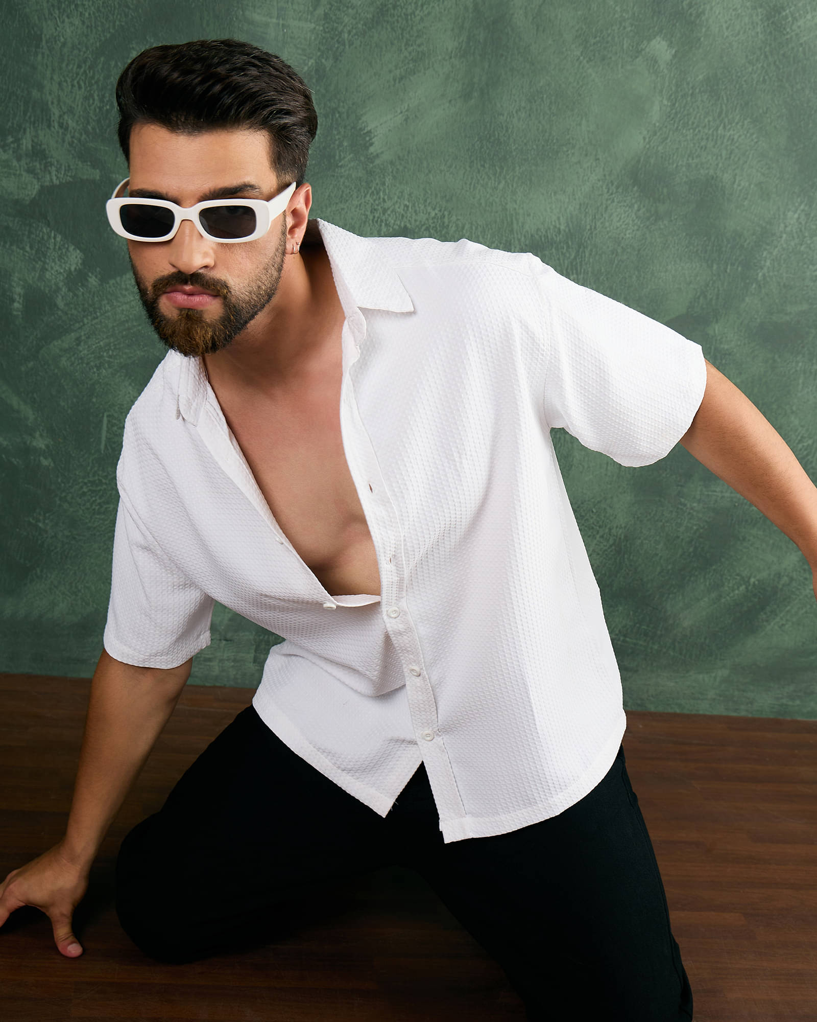     			Chimpaaanzee Polyester Oversized Fit Solids Half Sleeves Men's Casual Shirt - White ( Pack of 1 )
