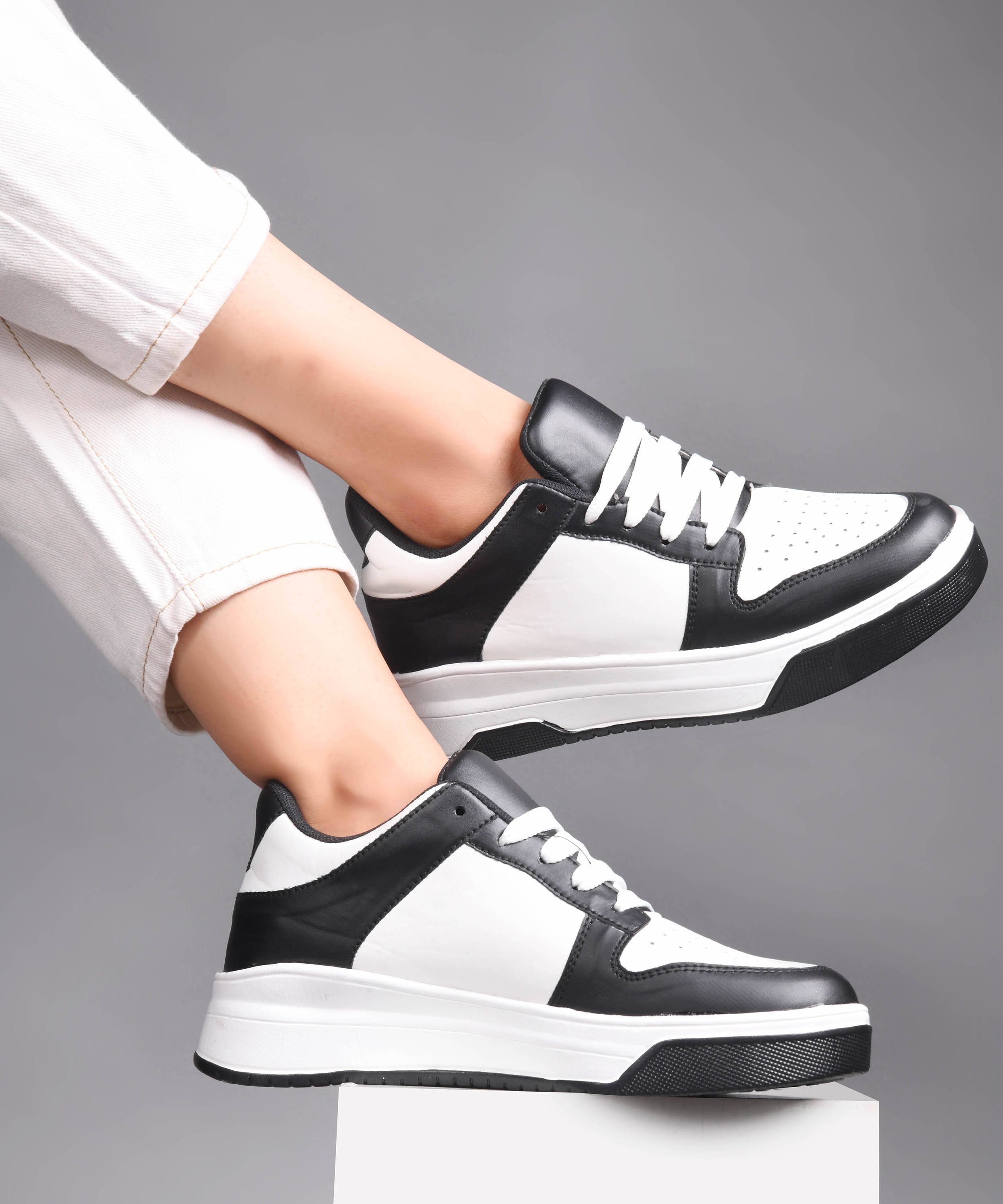     			JM Looks Black Women's Sneakers